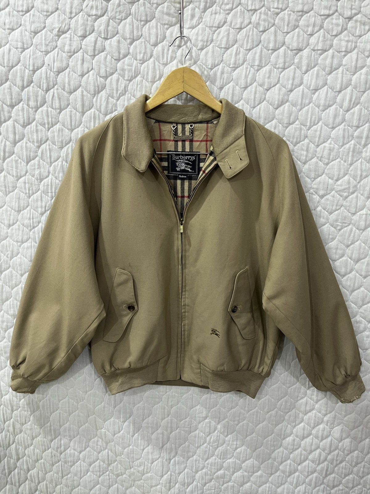 Burberry (Uuuu). VTG BURBERRYS BOMBER JACKET Size US M / EU 48-50 / 2 - 2 Thumbnail