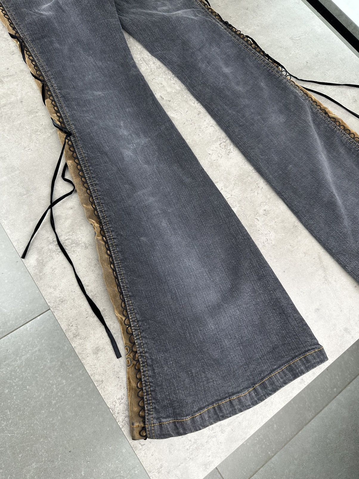 20471120 × Seditionaries × Vintage Vintage Flared Lace-up Jeans Y2K Size 25" / US 0 / IT 36 - 12 Thumbnail