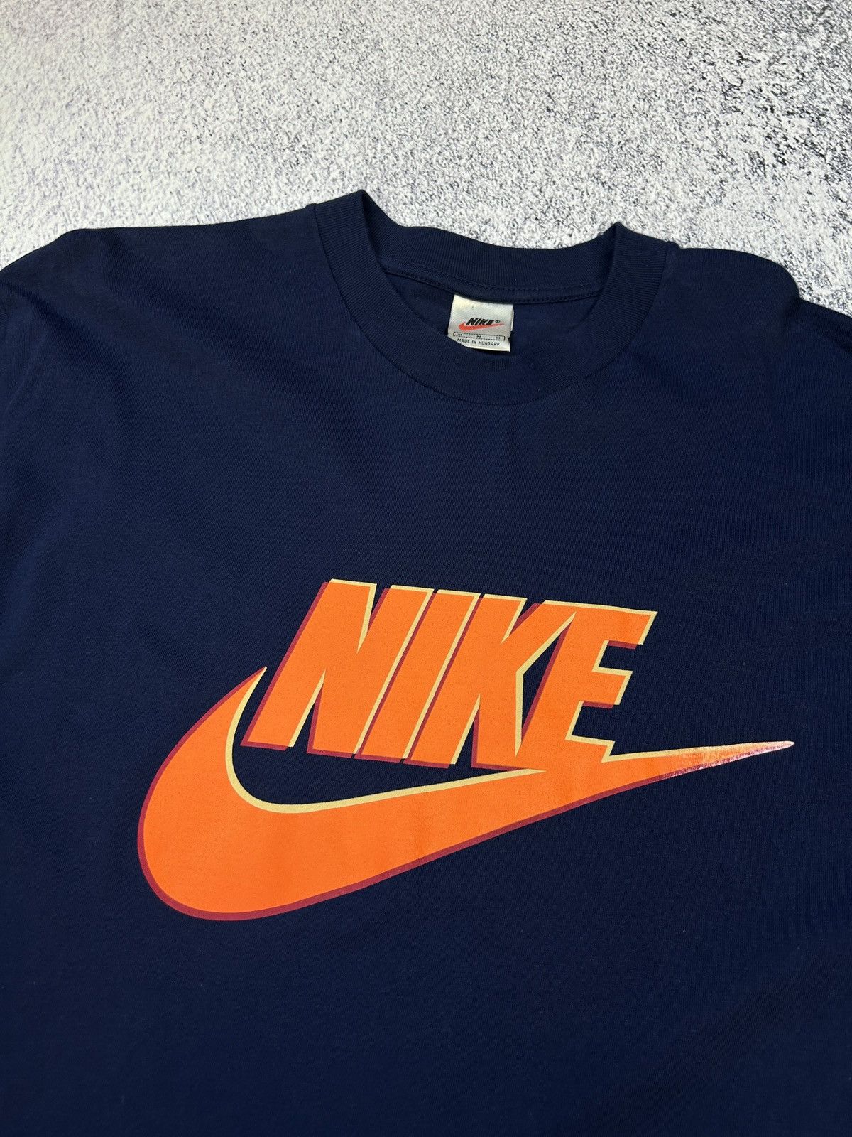 Nike Mens Vintage Nike Big Logo T Shirt rare y2k streetwear tee Size US M / EU 48-50 / 2 - 3 Thumbnail
