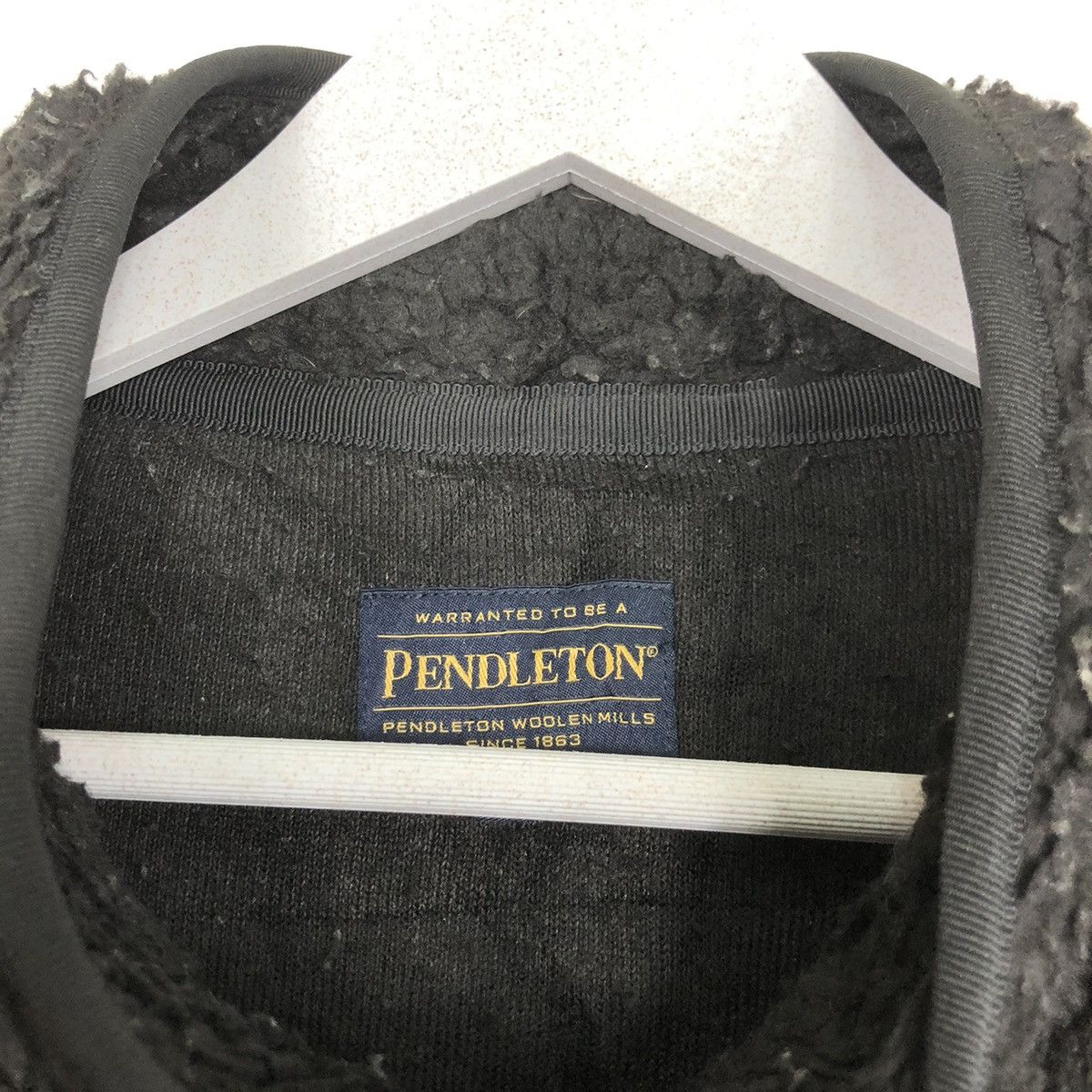 Native × Pendleton 💥VINTAGE PENDLETON DEEPILE NAVAJO FLEECE JACKET Size US L / EU 52-54 / 3 - 10 Thumbnail