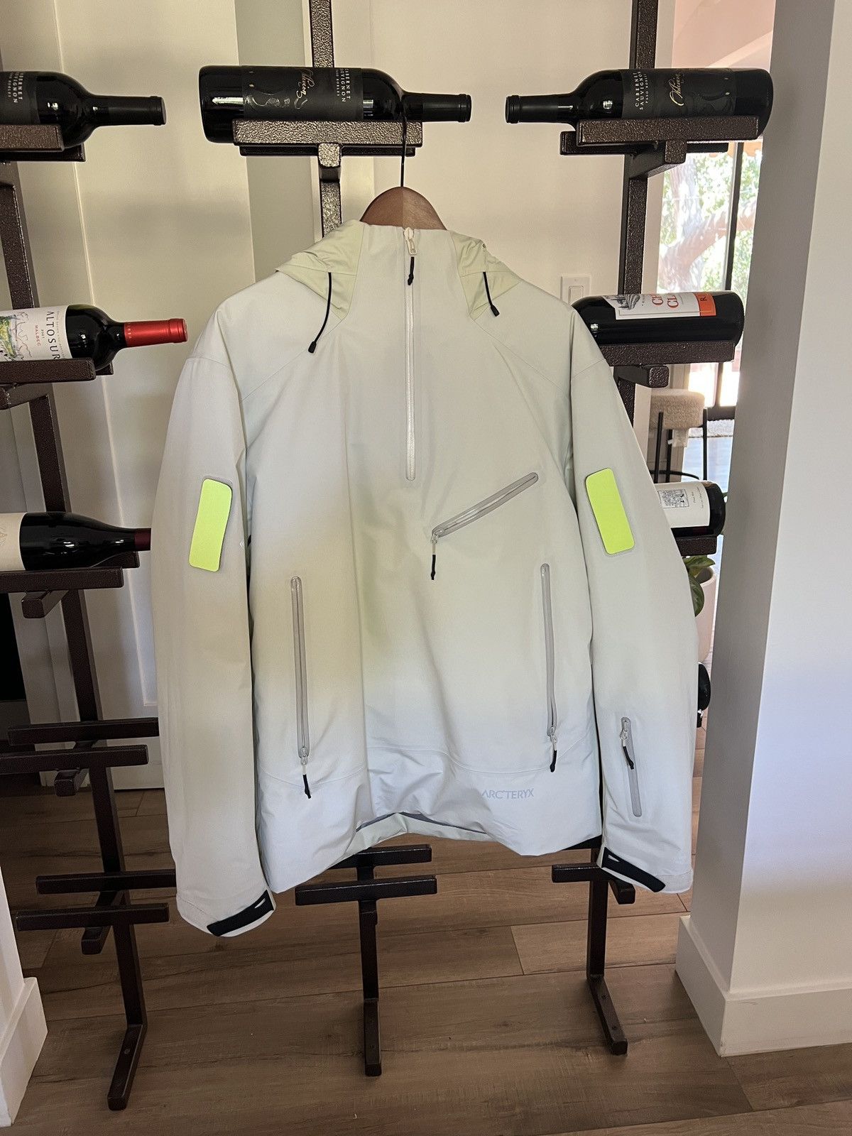 『未使用品』ARC'TERYX Axis Insulated A Jacket NEW ARCTERYX SYSTEM A AXIS INSULATED ANORAK BLACK JACKET
