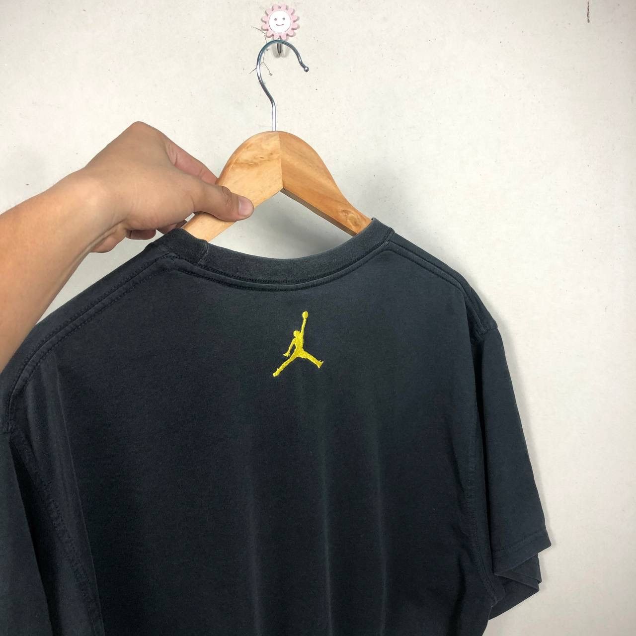 Jordan Brand × Nike Y2K Air Jordan Big Logo Black Printed Tshirt AJ Tees Size US M / EU 48-50 / 2 - 3 Thumbnail