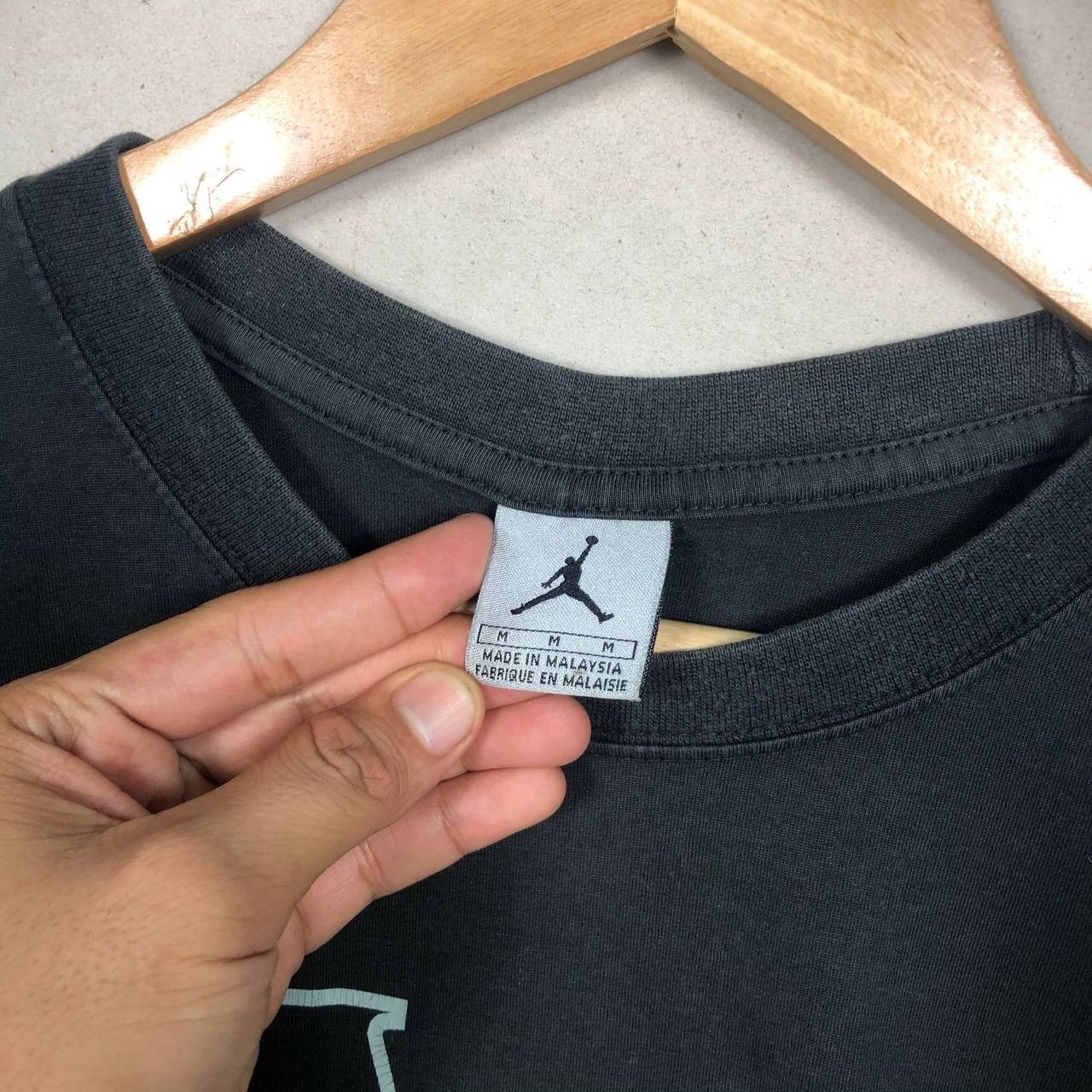 Jordan Brand × Nike Y2K Air Jordan Big Logo Black Printed Tshirt AJ Tees Size US M / EU 48-50 / 2 - 6 Thumbnail