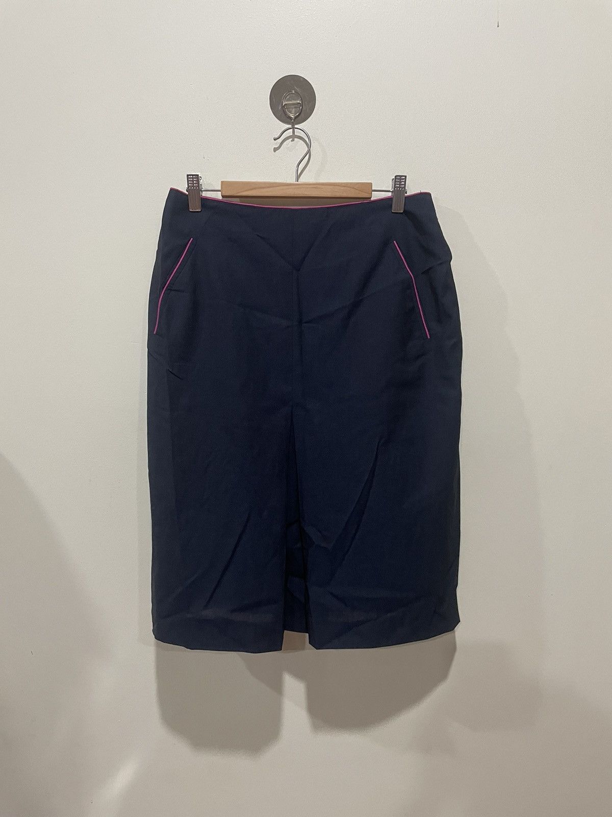 Emanuel Ungaro Emanuel Ungaro Collection Skirt Size 30" / US 8 / IT 44 - 1 Thumbnail