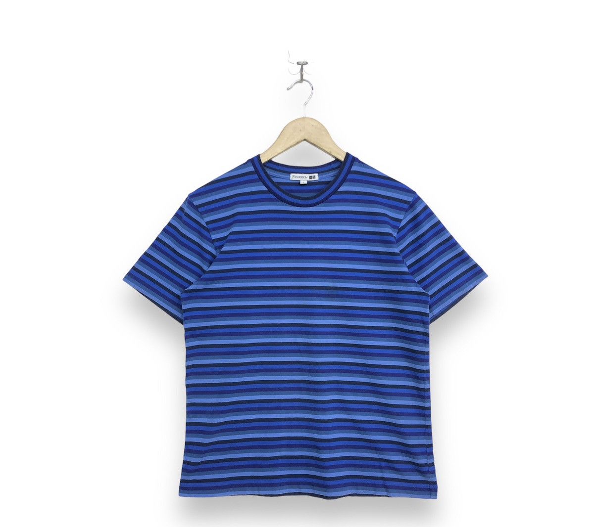 JW Anderson × Uniqlo JWAderson Stripe Blue X Uniqlo Tshirt Size US M / EU 48-50 / 2 - 1 Thumbnail