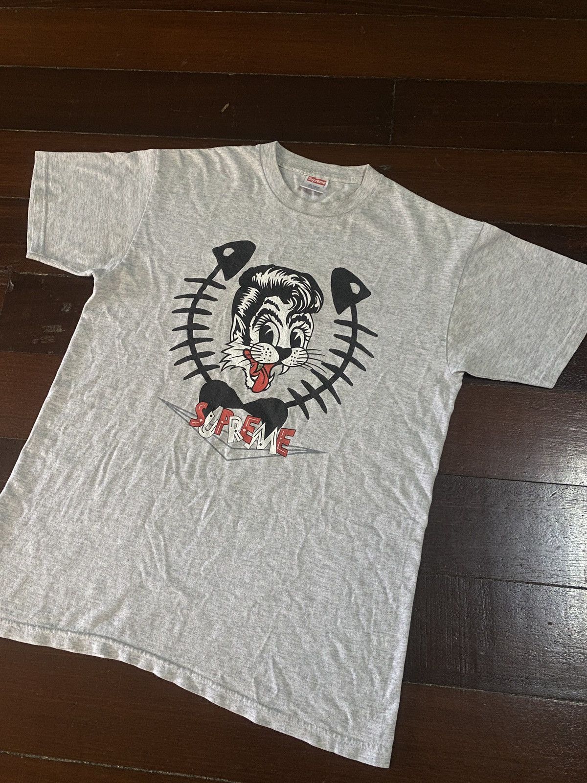 Hypebeast FIRE 🔥 VINTAGE SUPREME STRAY CAT SS 03 Size US M / EU 48-50 / 2 - 2 Thumbnail