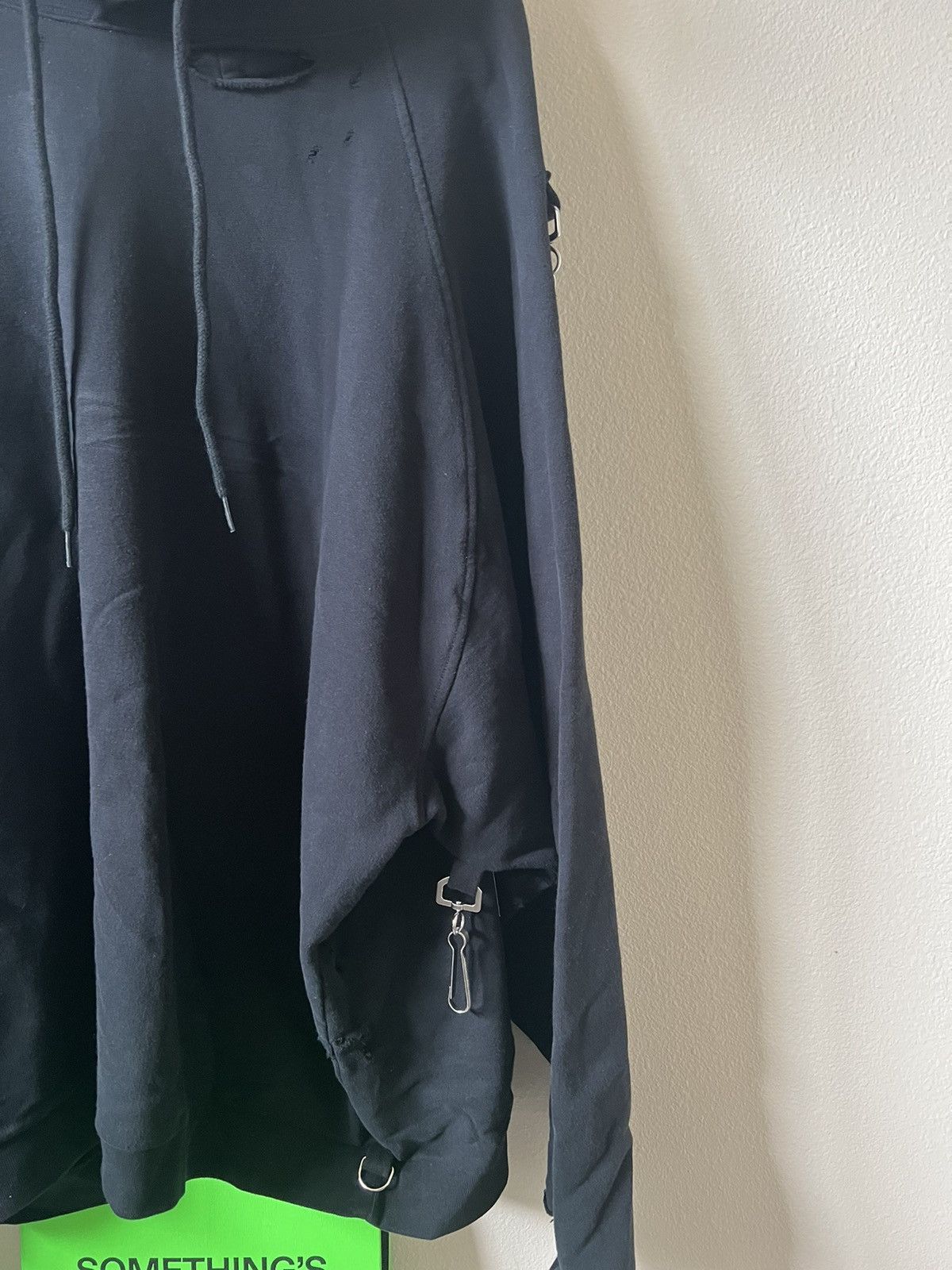 Raf Simons Raf Simons Destroyed Clasp Hoodie Size US M / EU 48-50 / 2 - 5 Thumbnail