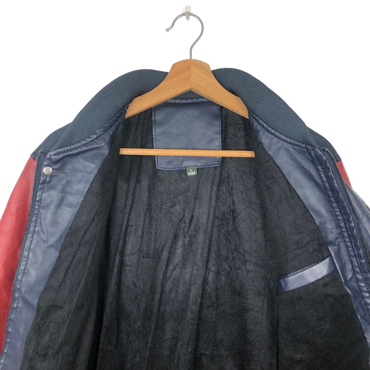 Japanese Brand VINTAGE SOFT LEATHER VARSITY JACKET EMBROIDERED BIG LOGO Size US L / EU 52-54 / 3 - 10 Thumbnail