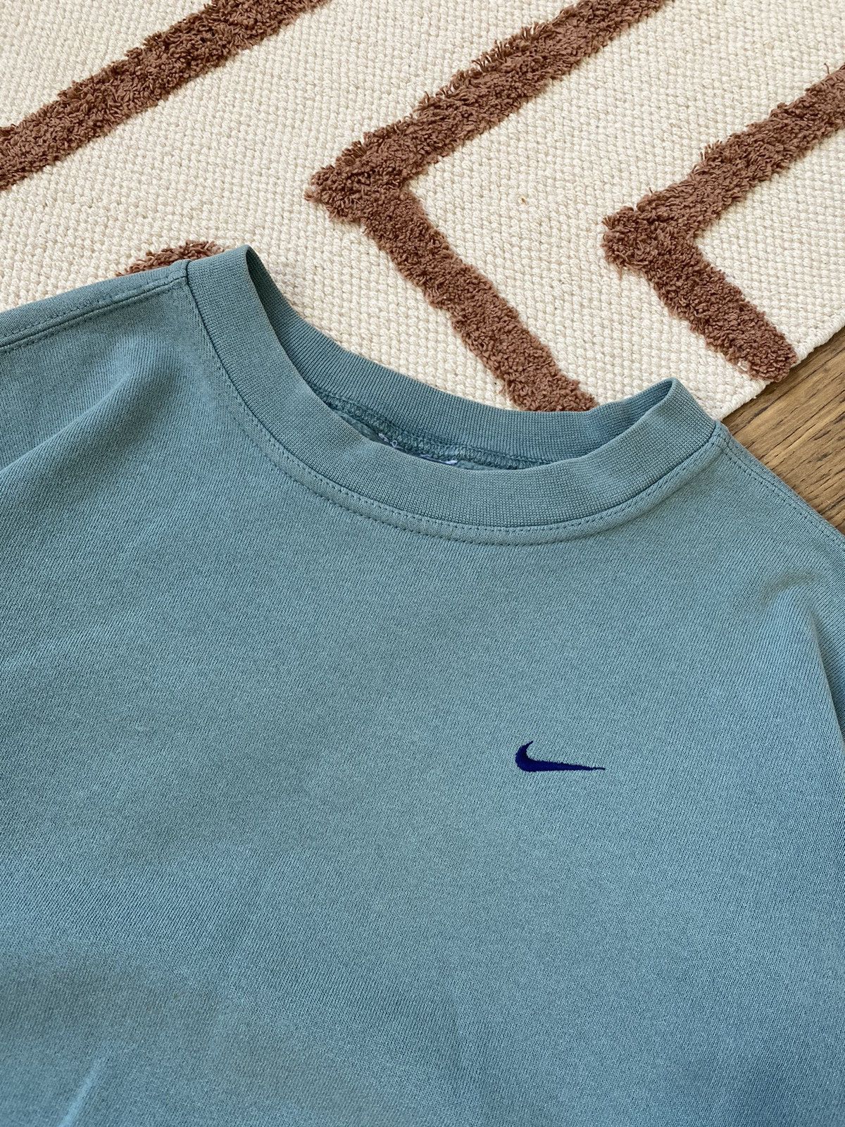 Nike 1990s NIKE MINI SWOOSH CROPPED SWEATSHIRT Size M / US 6-8 / IT 42-44 - 2 Thumbnail