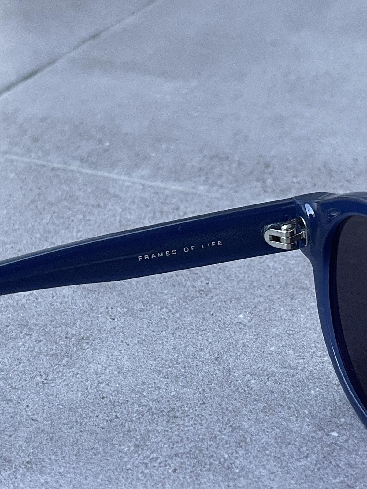 Emporio Armani Giorgio Armani AR8005 5008/R5 Blue Sunglasses Size ONE SIZE - 11 Thumbnail