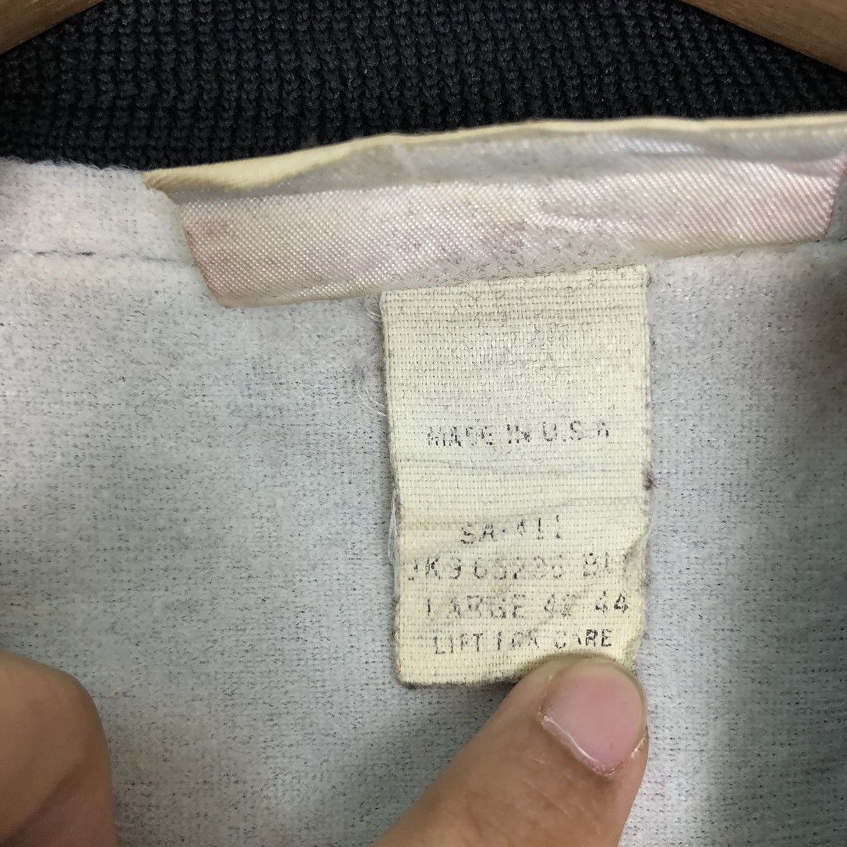 Japanese Brand VINTAGE BOMBER JACKET SPORTS HARTWELL MADE IN USA Size US S / EU 44-46 / 1 - 13 Thumbnail