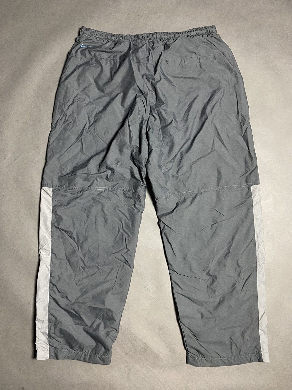 Nike × Vintage Nike vintage grey blue nylon track pants big logo Size US 34 / EU 50 - 6 Thumbnail
