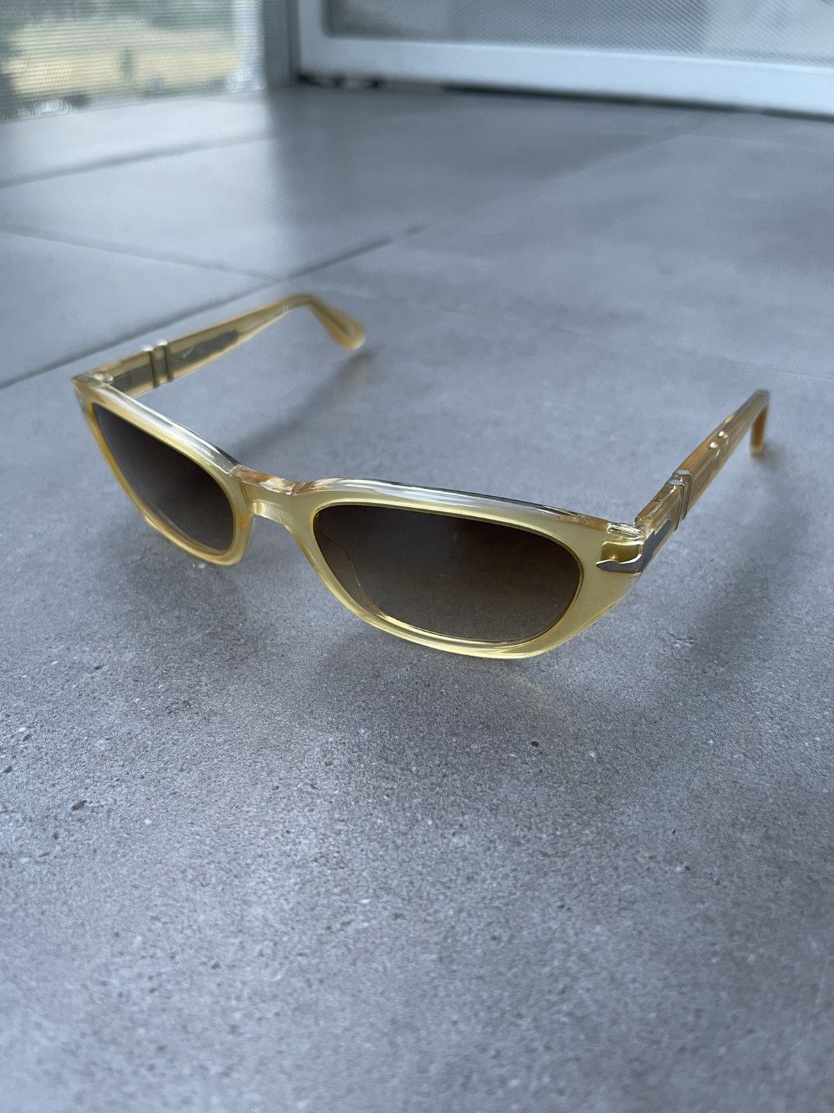 Persol Persol 2977-S 907/51 Transparent Yellow Sunglasses Size ONE SIZE - 2 Thumbnail