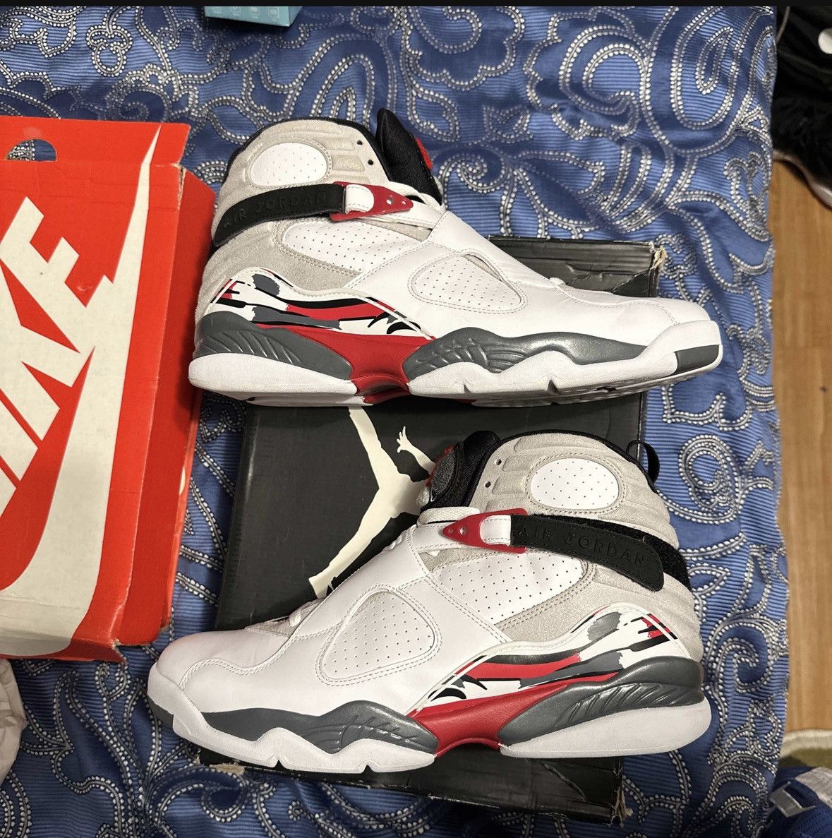 fake jordan 8 bugs bunny