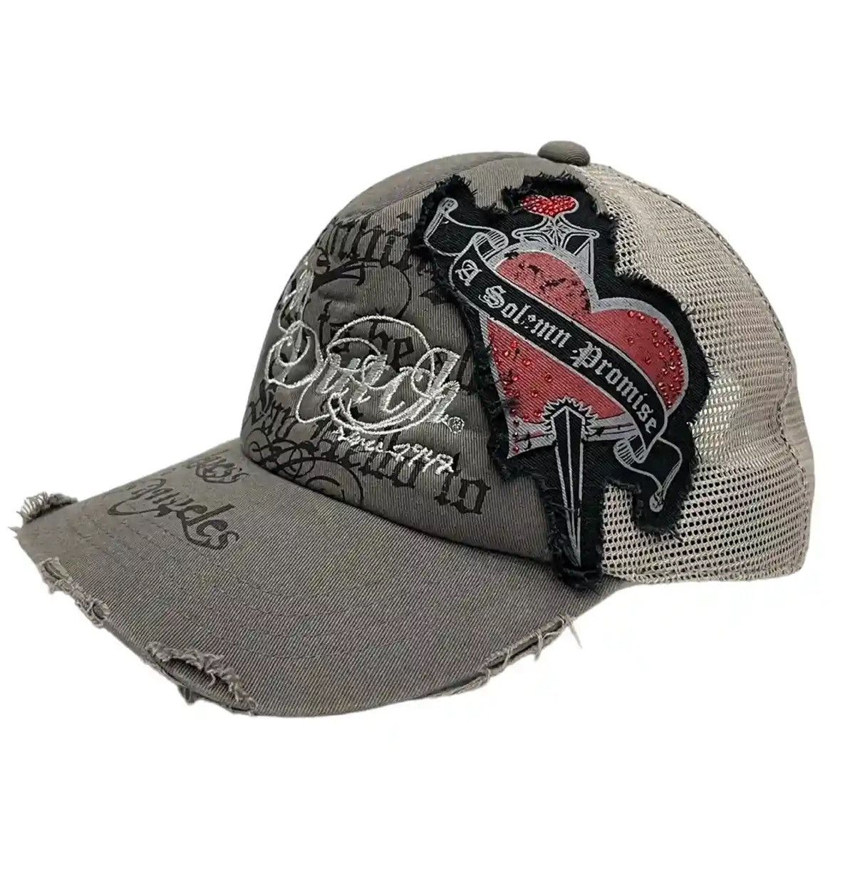 Von Dutch Von Dutch Distressed LA Script Heart Patch Trucker Hat Y2K Size ONE SIZE - 6 Thumbnail