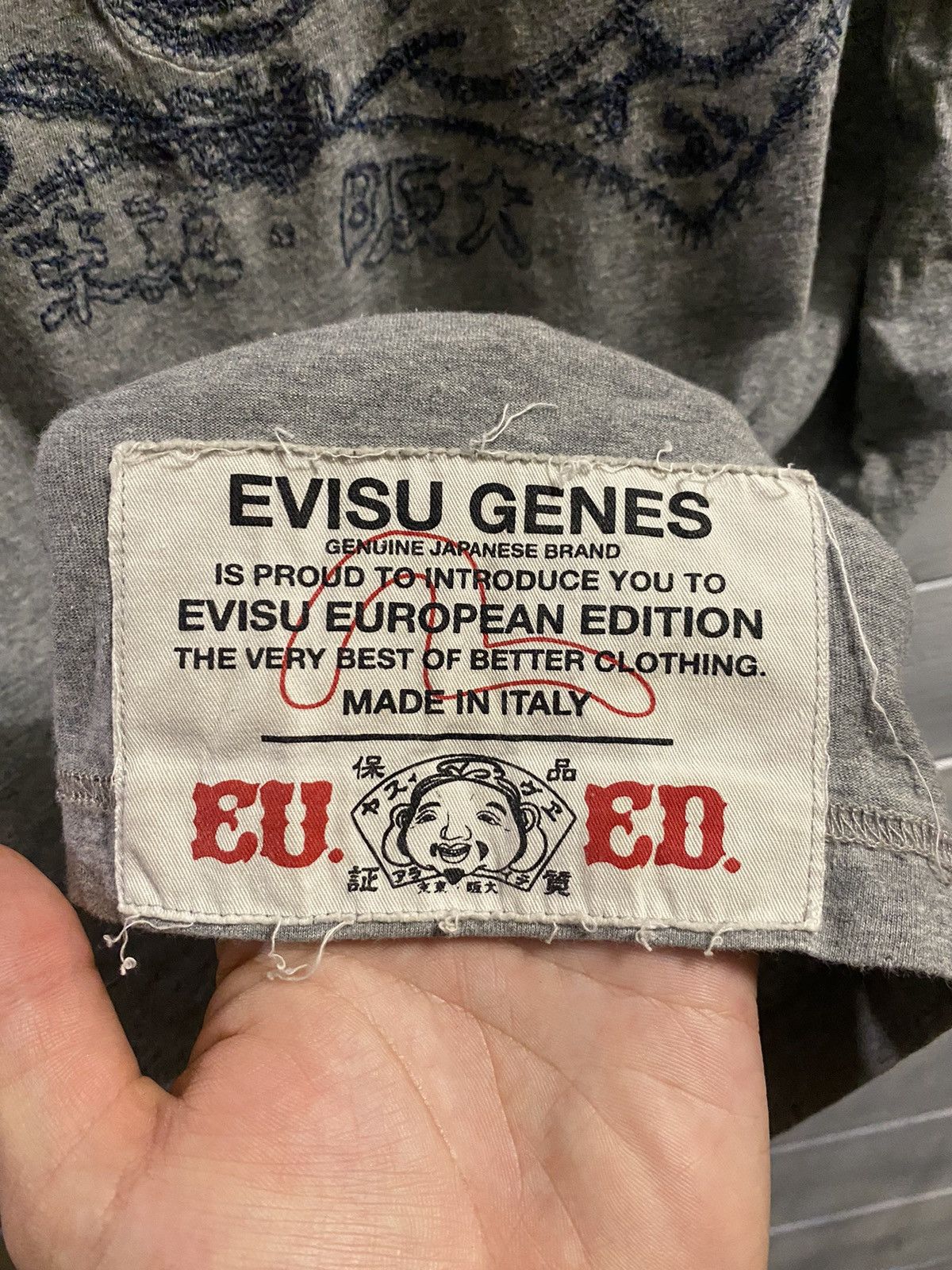 Evisu Rare Vintage T-Shirt Evisu Big Logo. Y2K Japanese style. Size US M / EU 48-50 / 2 - 9 Thumbnail