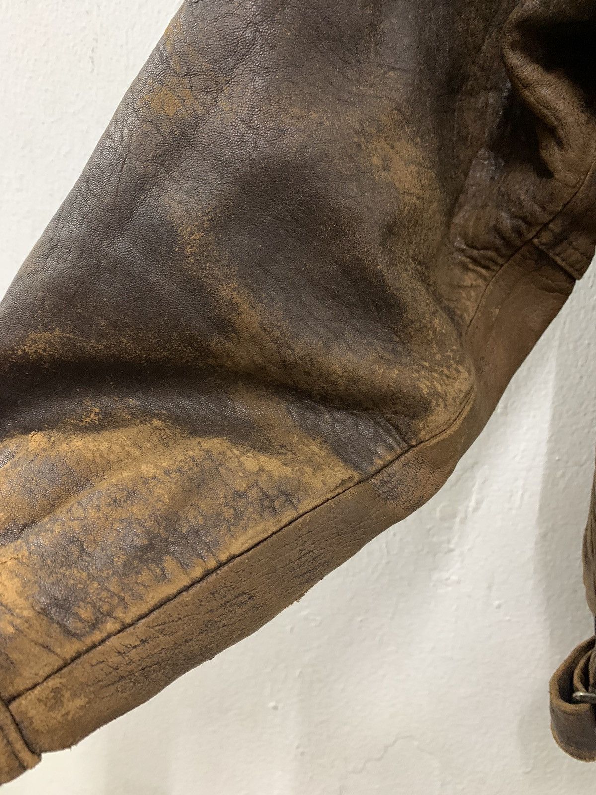 Japanese Brand Distressed Leather Jacket Italian Leather Size US M / EU 48-50 / 2 - 17 Thumbnail