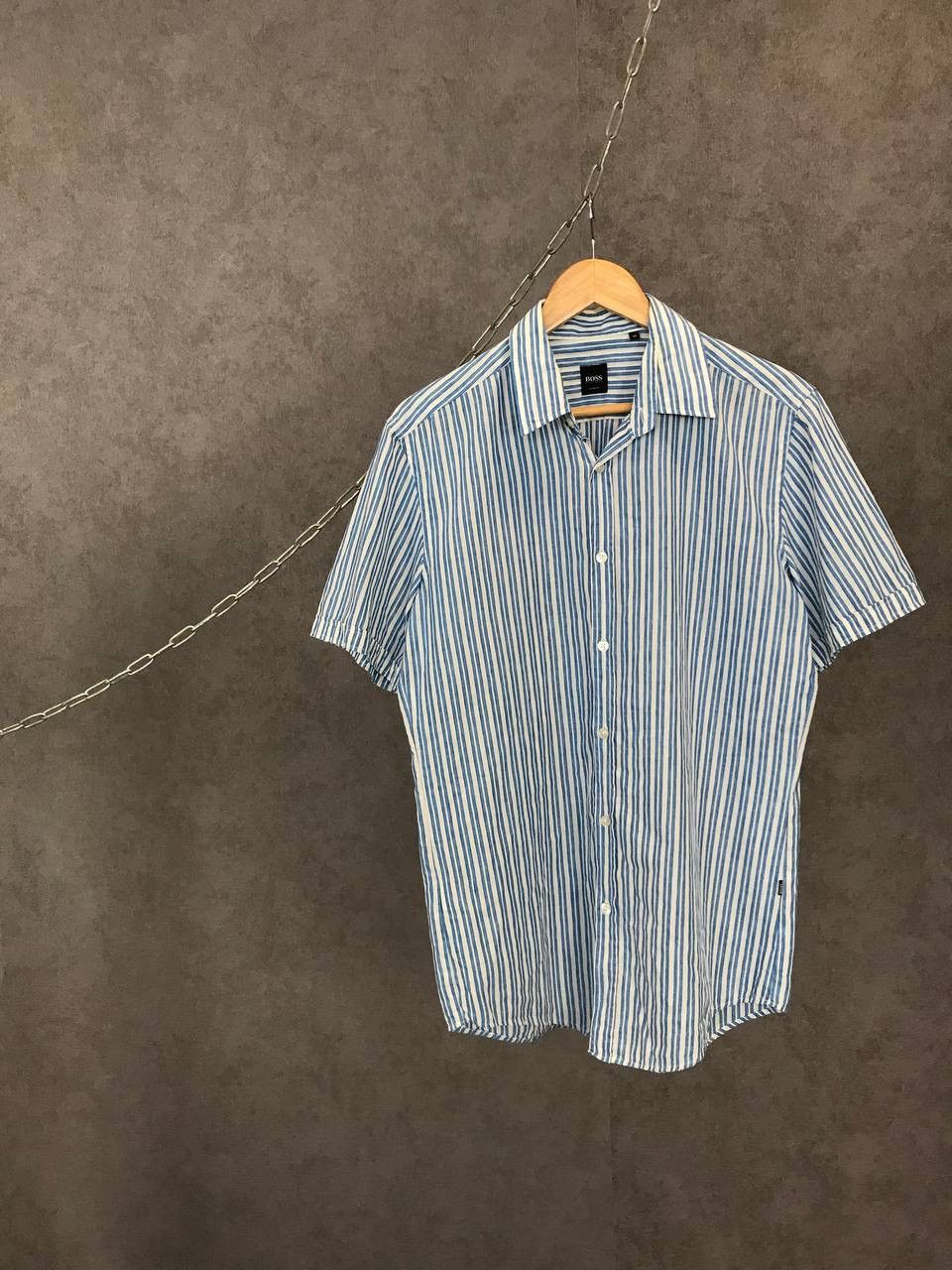 Designer Hugo Boss designer luxury striped shirt Size US M / EU 48-50 / 2 - 1 Thumbnail