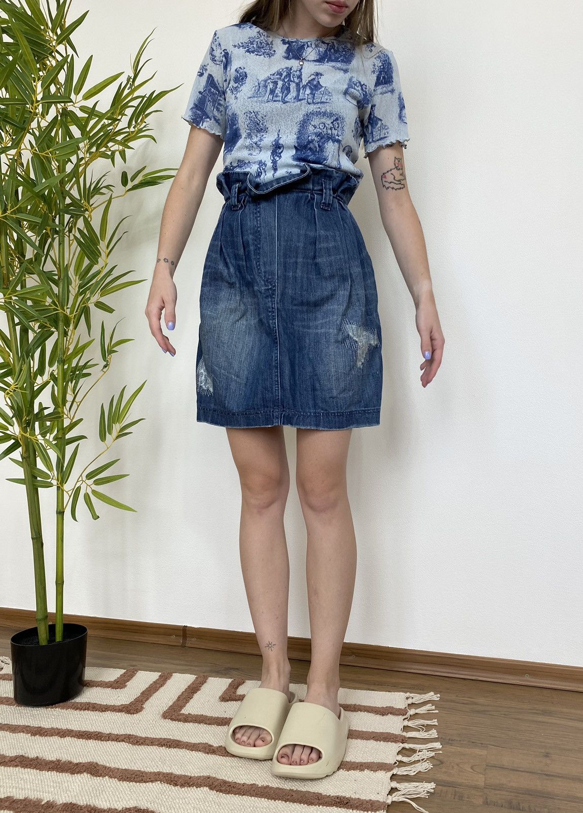 Dolce & Gabbana VINTAGE DOLCE&GABBANA DISTRESSED MIDI SKIRT Size 26" / US 2 / IT 38 - 2 Thumbnail