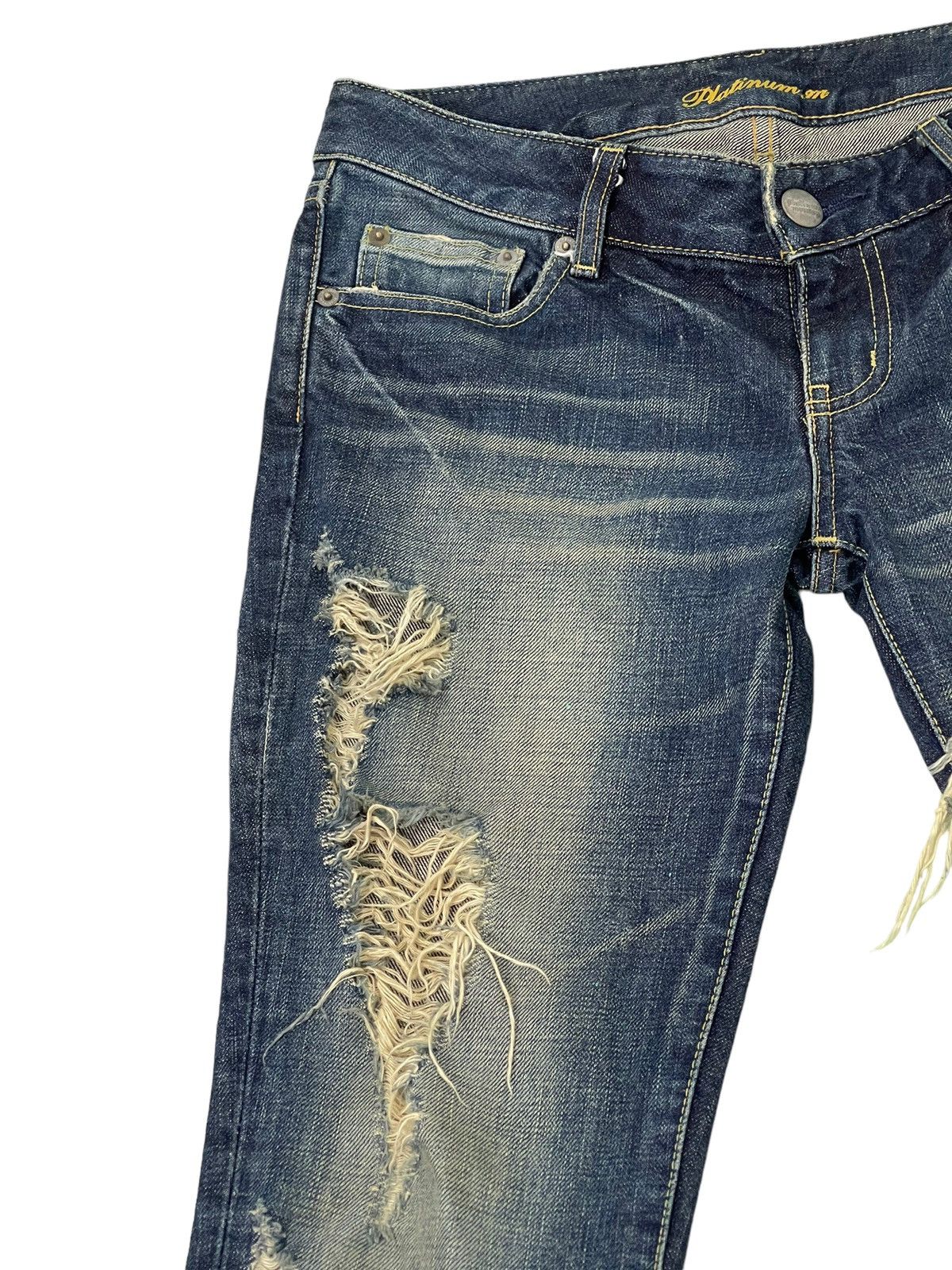 Flare Jeans Slim Platinum Japan Distress Low Rise 6🟦1