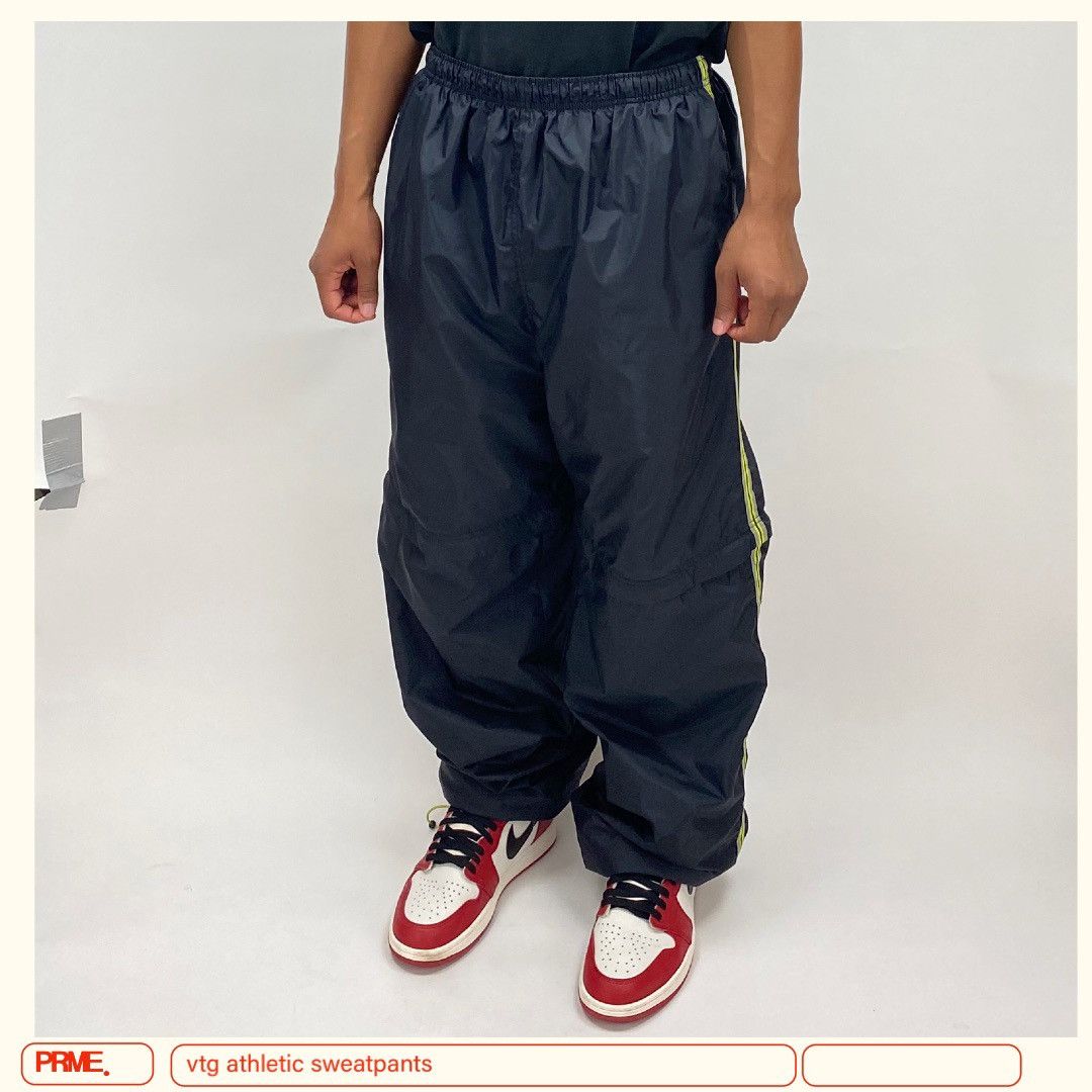Vintage vintage Y2K ATHLETIC WORKS Baggy sweatpants shorts combo Size US 32 / EU 48 - 4 Thumbnail