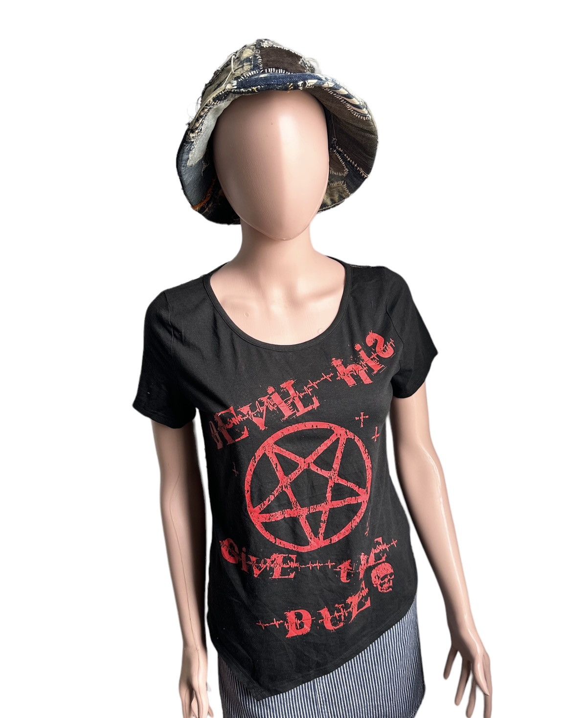 Japanese Brand Galvil Punk Seditionaries Spider Web Satanic Tshirt Size S / US 4 / IT 40 - 1 Thumbnail