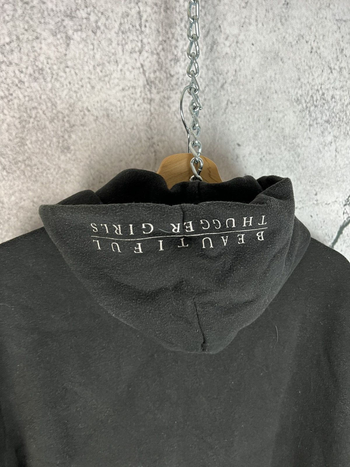 Band Tees Young Thug Beautiful Thugger Rap Hoodie 2018 Size M Size US M / EU 48-50 / 2 - 4 Thumbnail