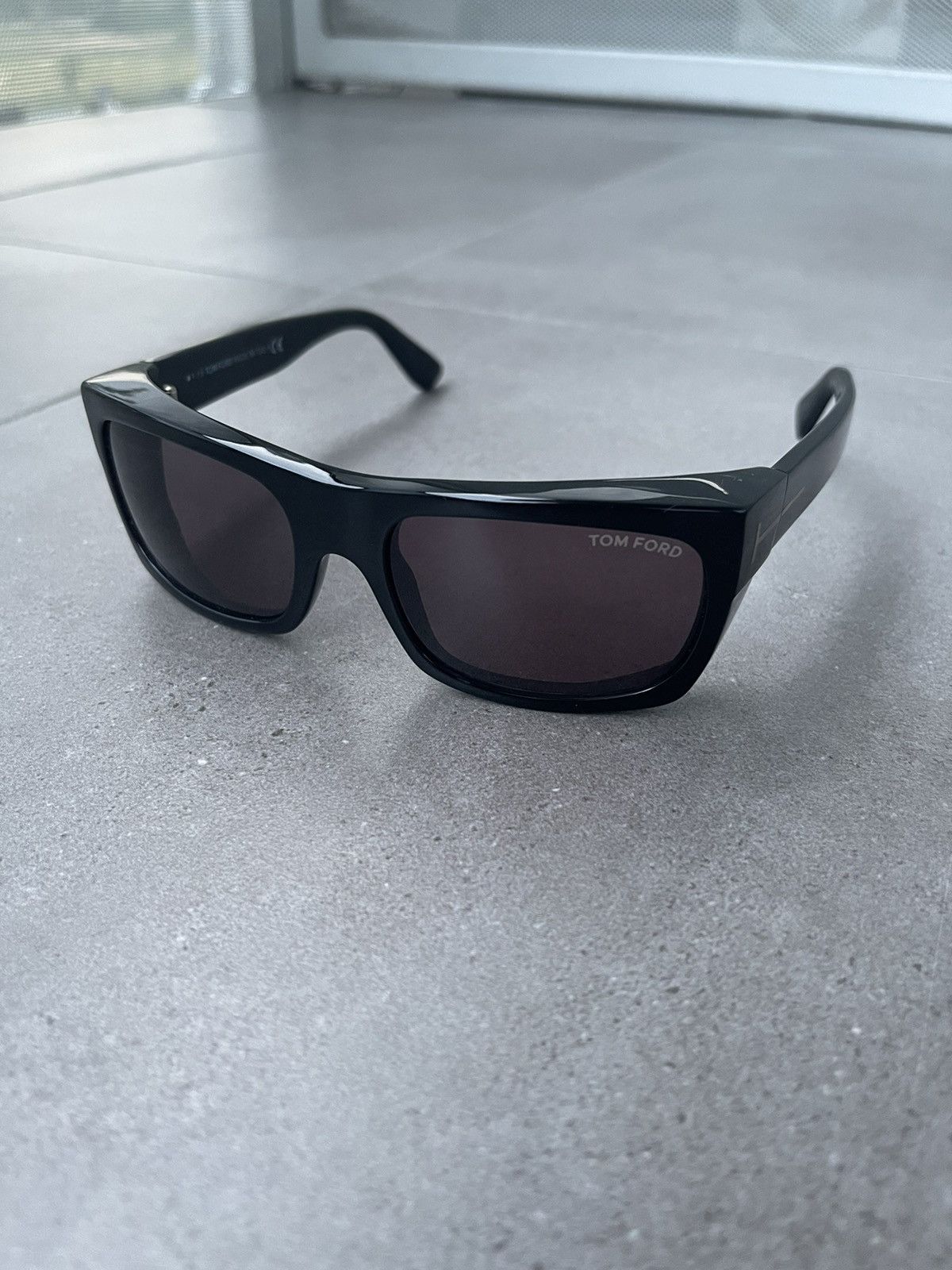 Tom Ford !DS! Tom Ford Toby TF440 01A 3D Square Black Sunglasses Size ONE SIZE - 2 Thumbnail