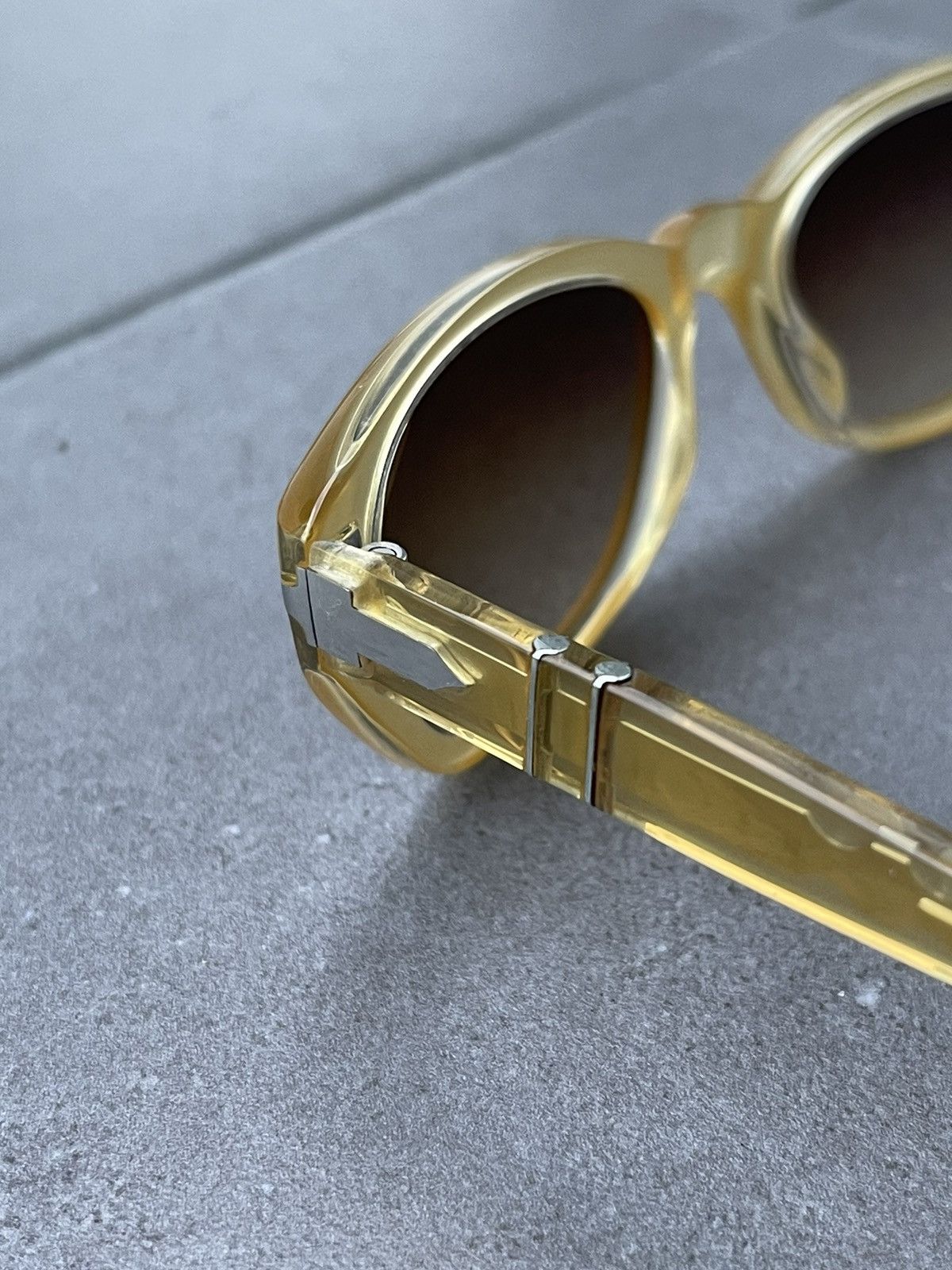 Persol Persol 2977-S 907/51 Transparent Yellow Sunglasses Size ONE SIZE - 7 Thumbnail