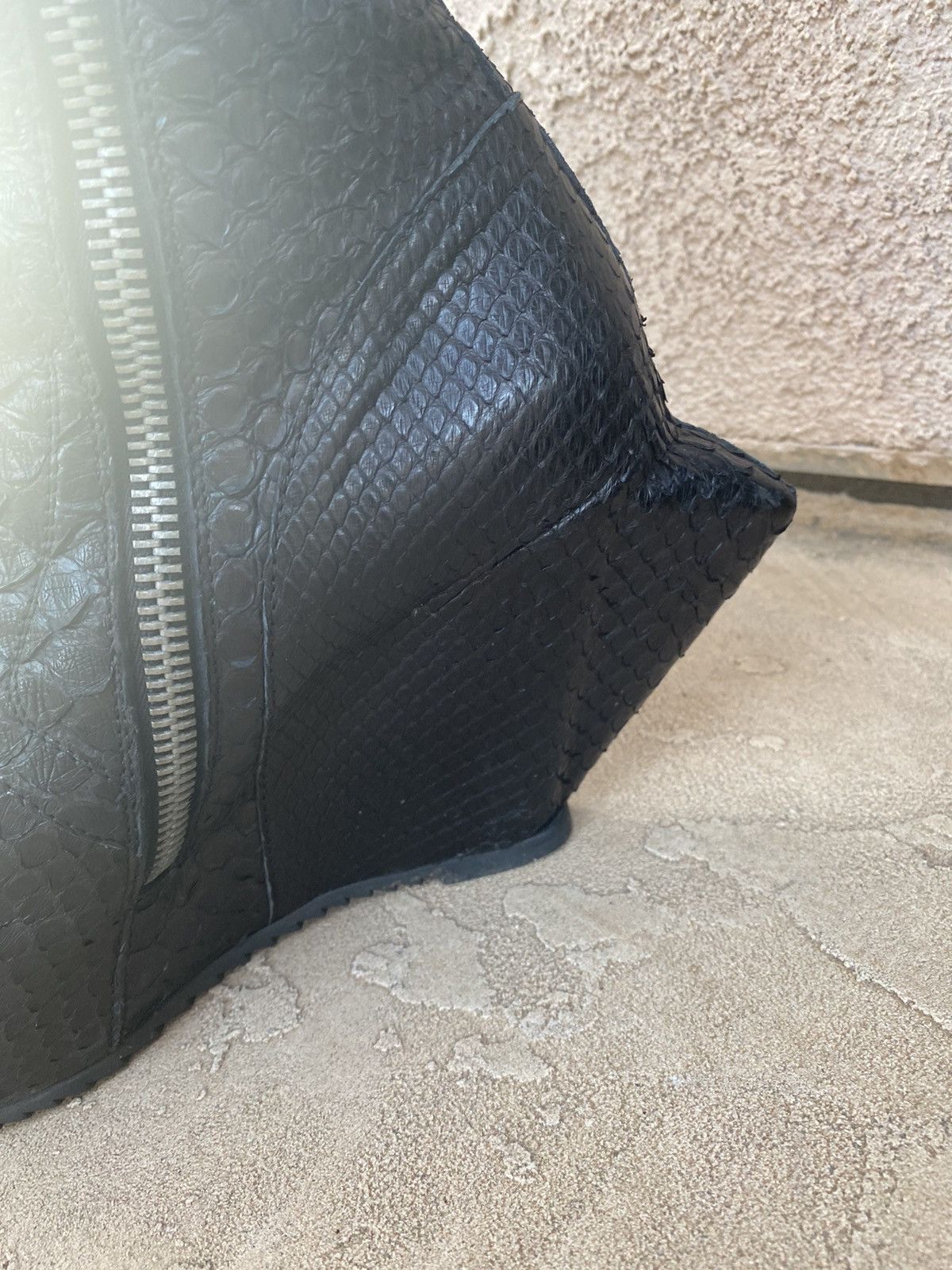 Rick Owens Rick Owens fw10 “gleam” rare runway python turbo wedges Size US 10 / EU 43 - 7 Thumbnail