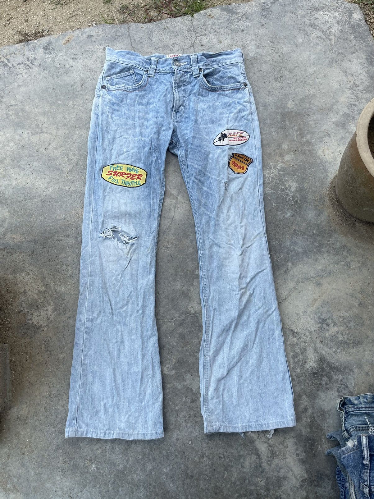 Edwin × Vintage Vintage Edwin Bootcut Distressed Jeans Size US 33 - 1 Thumbnail