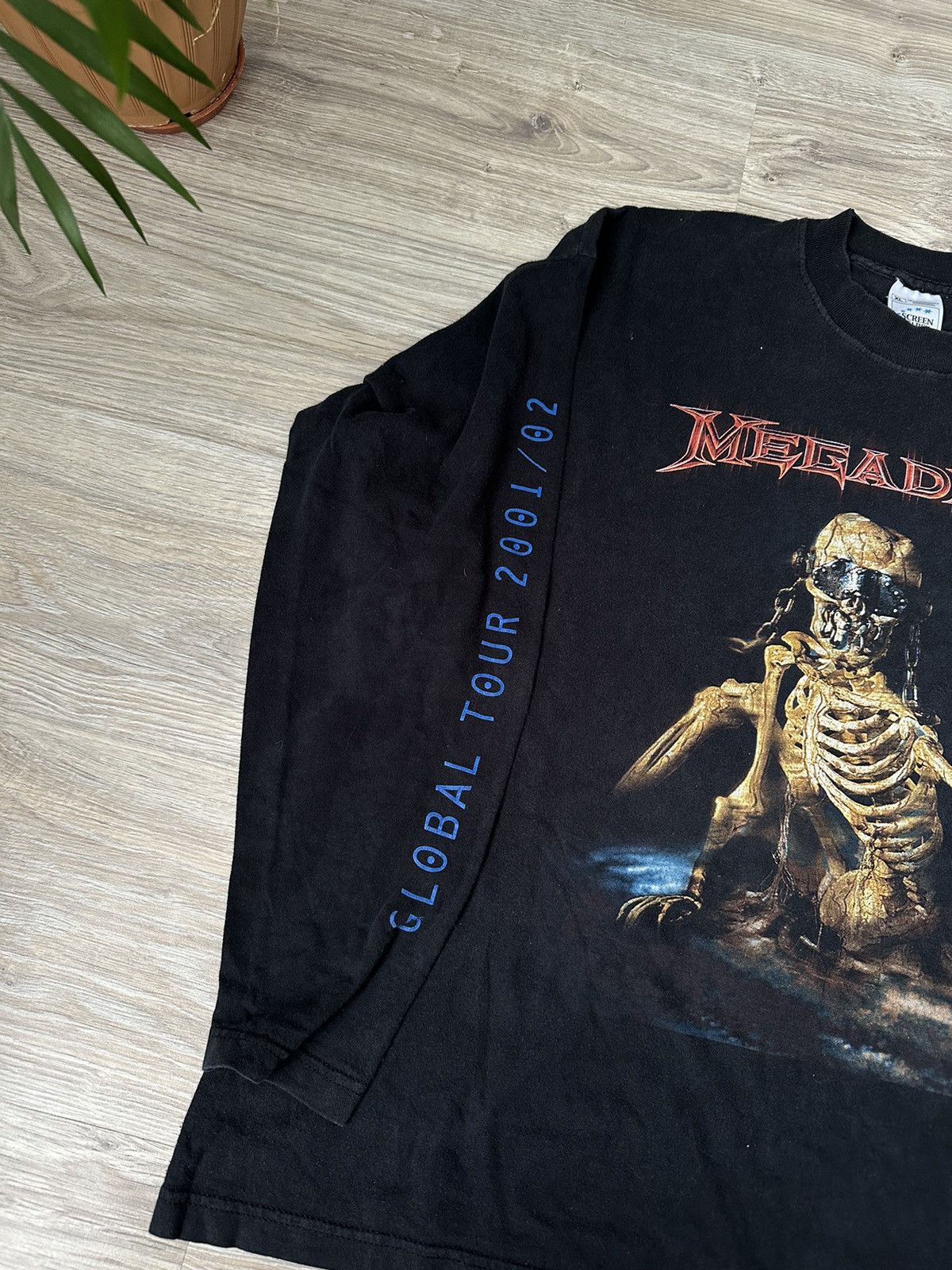 Band Tees Megadeth - Global Tour 2001 / 2002 LS Size US XL / EU 56 / 4 - 4 Thumbnail