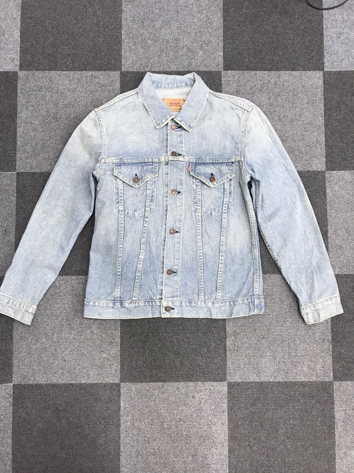 Levi's Levis 70559 Light Wash Type 3 Trucker Jacket Size US L / EU 52-54 / 3 - 1 Thumbnail