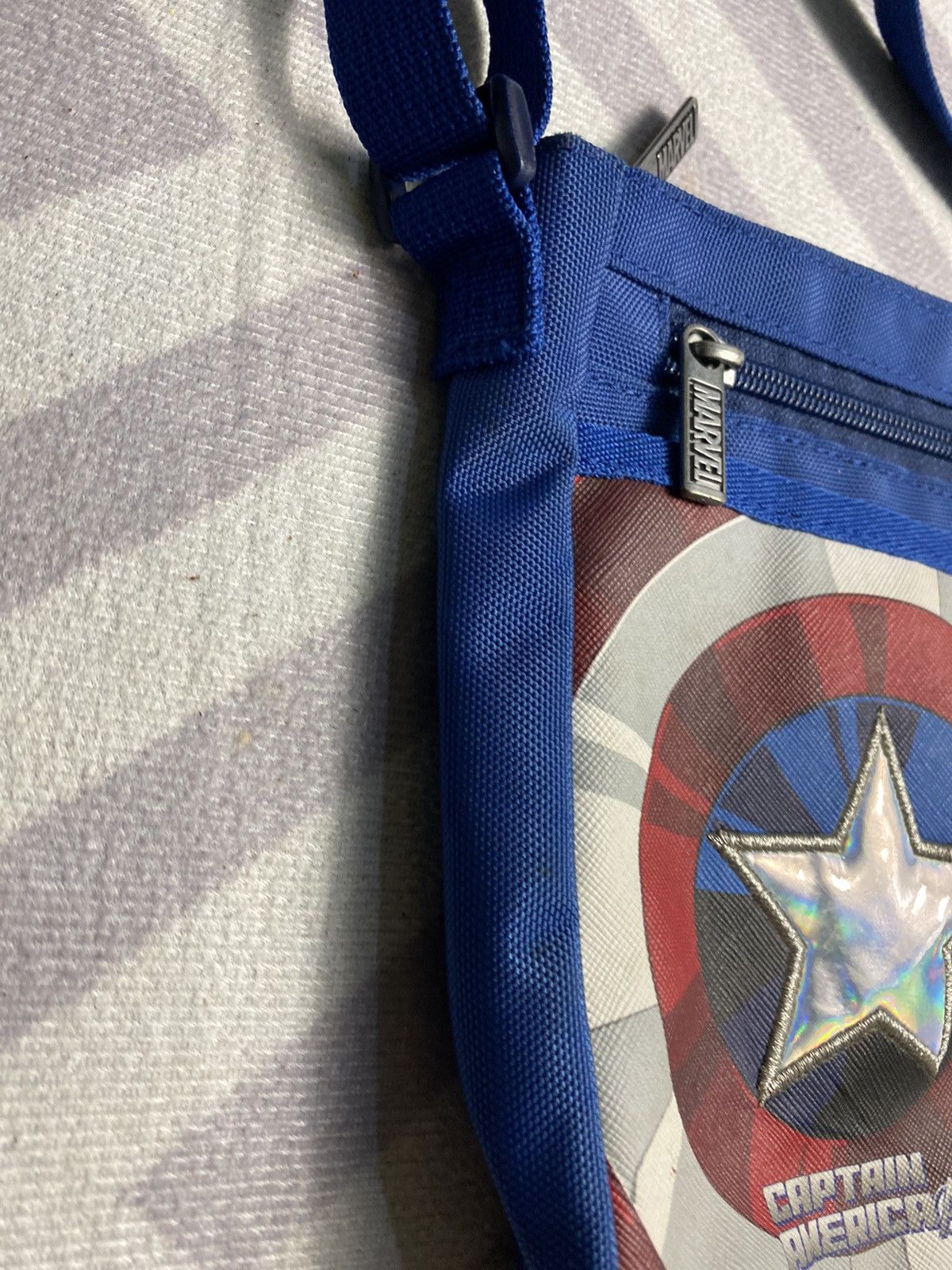 Marvel Comics × Vintage Vintage Marvel Comics Captain America y2k Avengers Size ONE SIZE - 8 Thumbnail