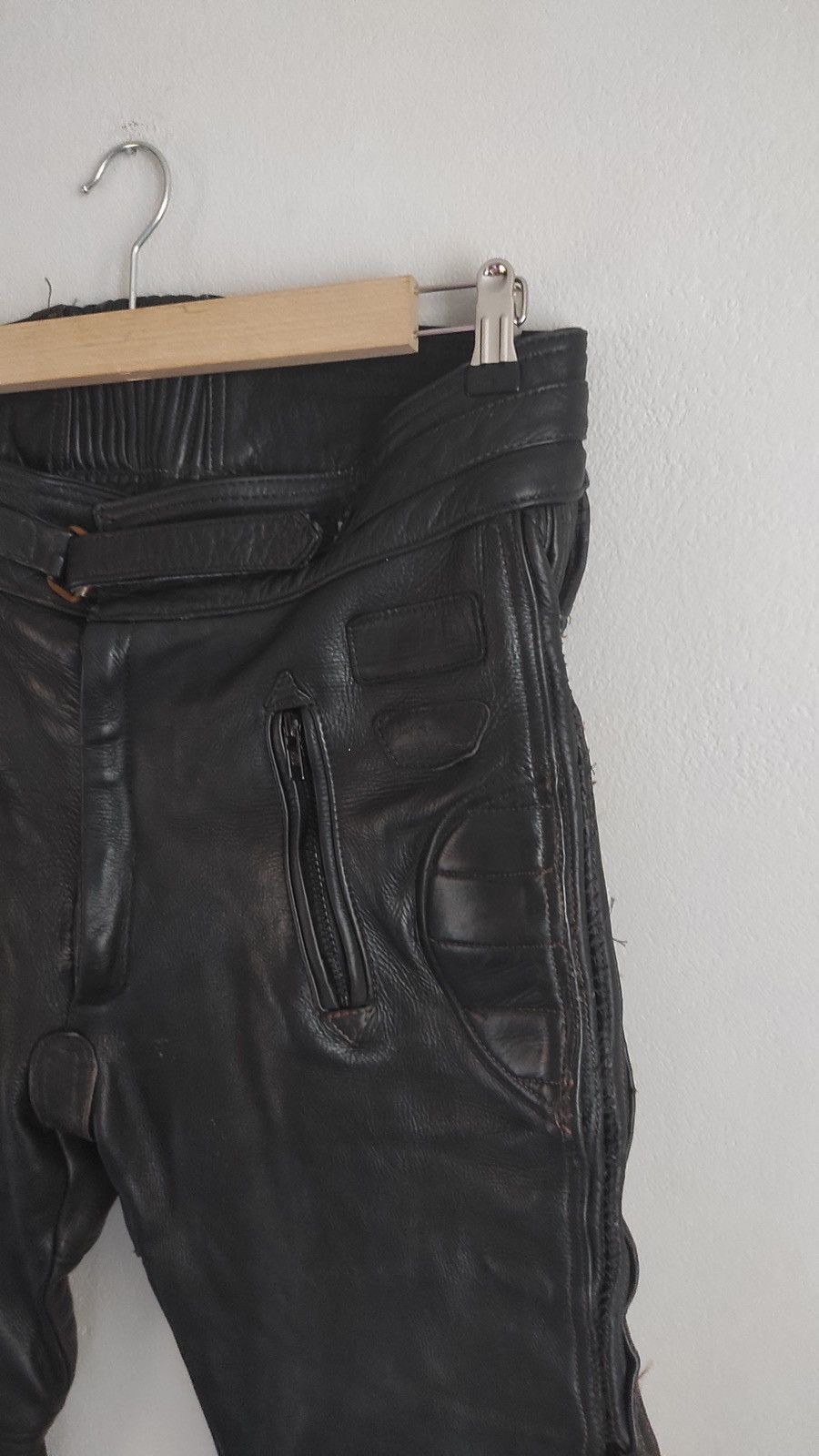 Vintage Vintage 90s leather motorcycle pants Size US 35 - 5 Thumbnail