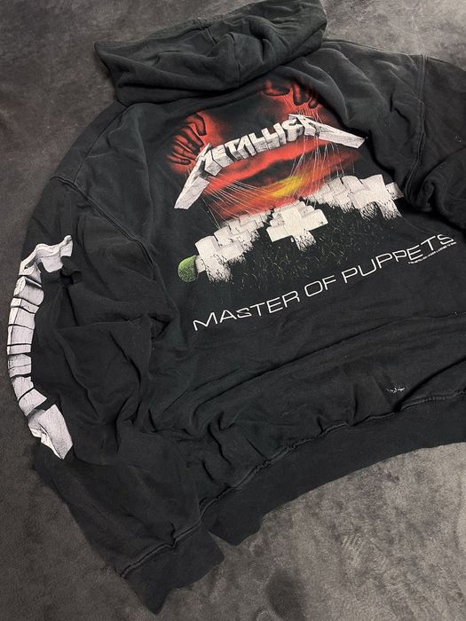 Vintage 94’ Metallica Vintage Distressed “Master Of Puppets” Hoodie ...