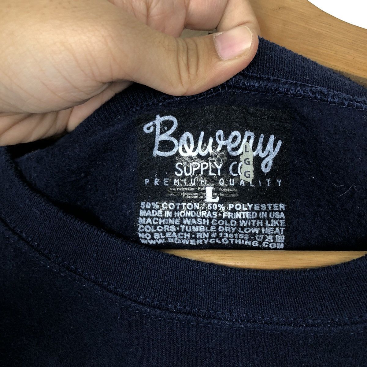 Vintage VINTAGE SWEATSHIRT CREWNECK BIG LOGO SOUTH BEACH STREETWEAR Size US L / EU 52-54 / 3 - 9 Thumbnail
