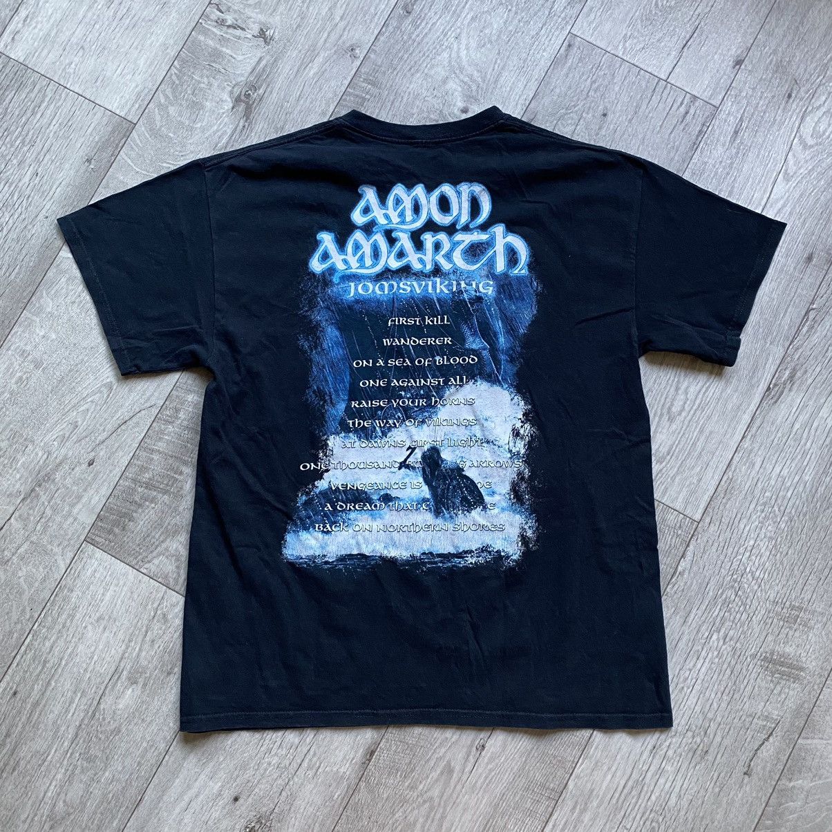 Band Tees VINTAGE AMON AMARTH METAL BAND VIKINGS T SHIRT Size US L / EU 52-54 / 3 - 2 Thumbnail