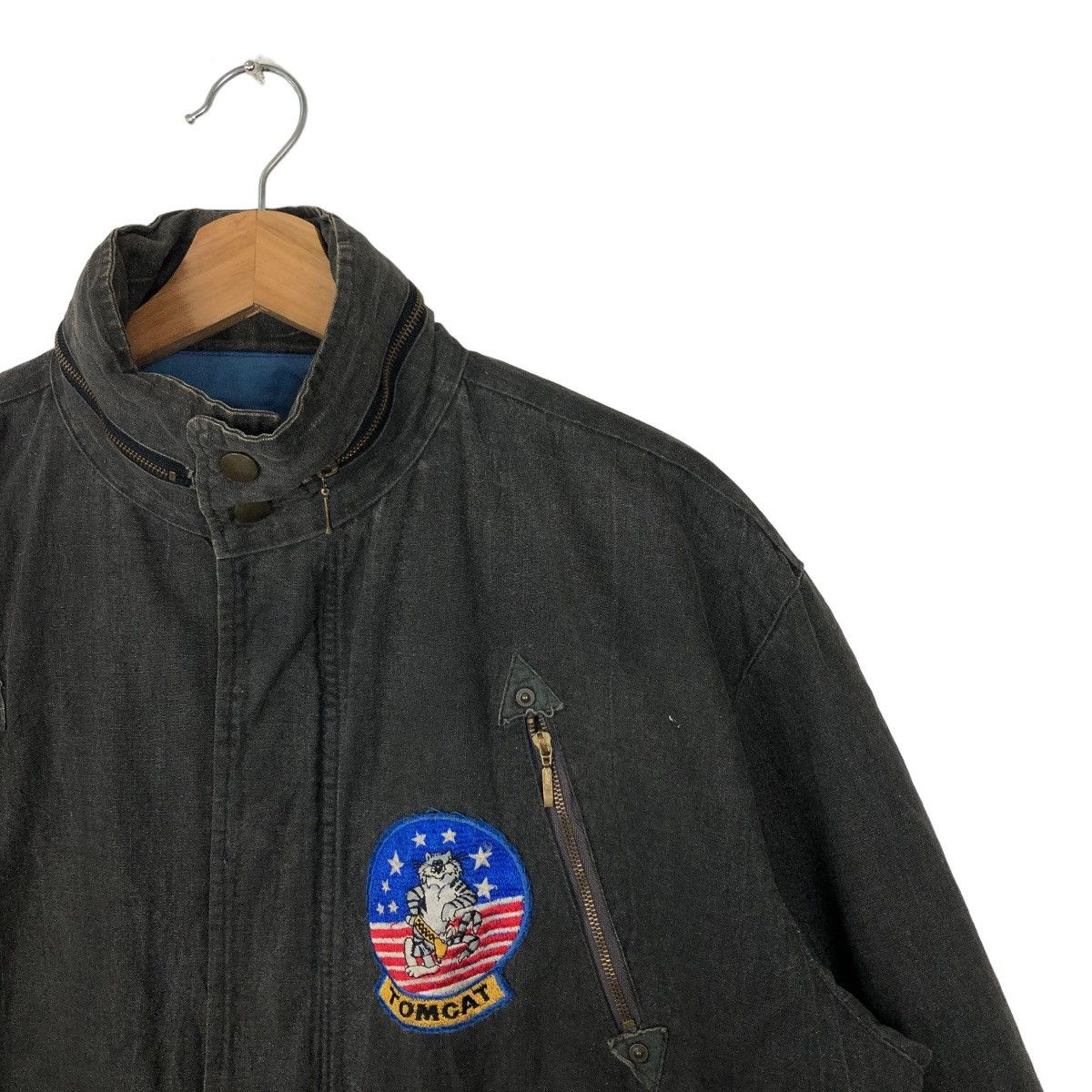 Japanese Brand VINTAGE BOMBER JACKET MILITARY DESIGN FULL PATCHES Size US L / EU 52-54 / 3 - 5 Thumbnail