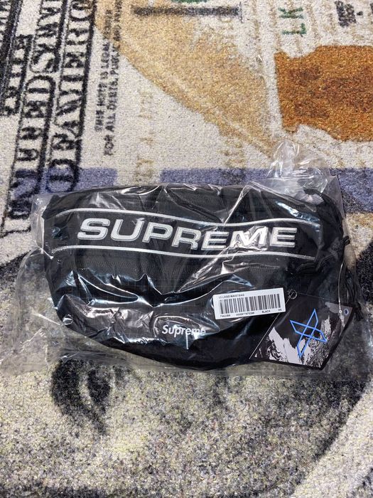 Supreme logo-print Waist Bag - Black