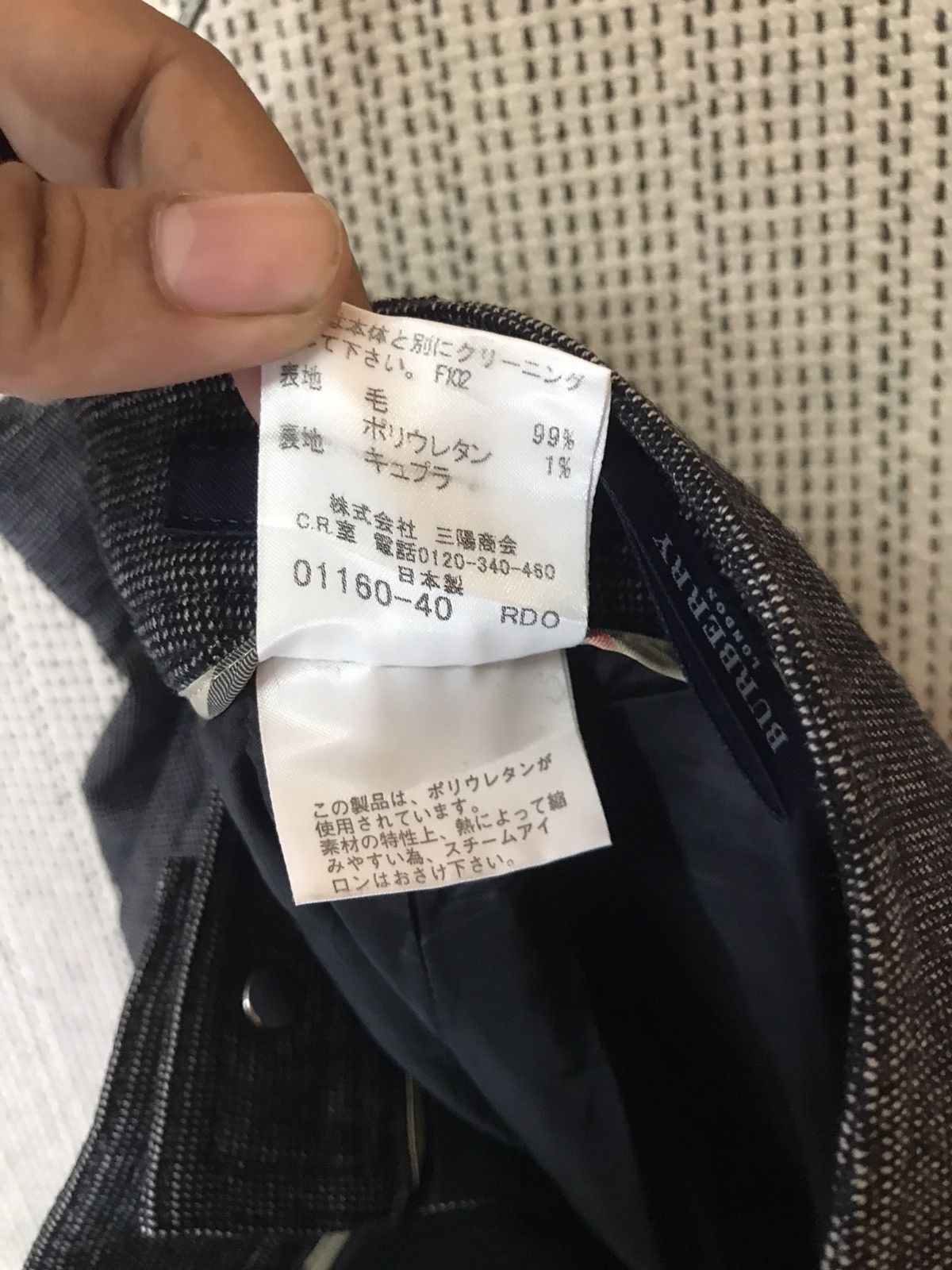 Burberry ‼️BURBERRY LONDON CARGO PANTS NICE DESIGN‼️ Size US 30 / EU 46 - 8 Thumbnail