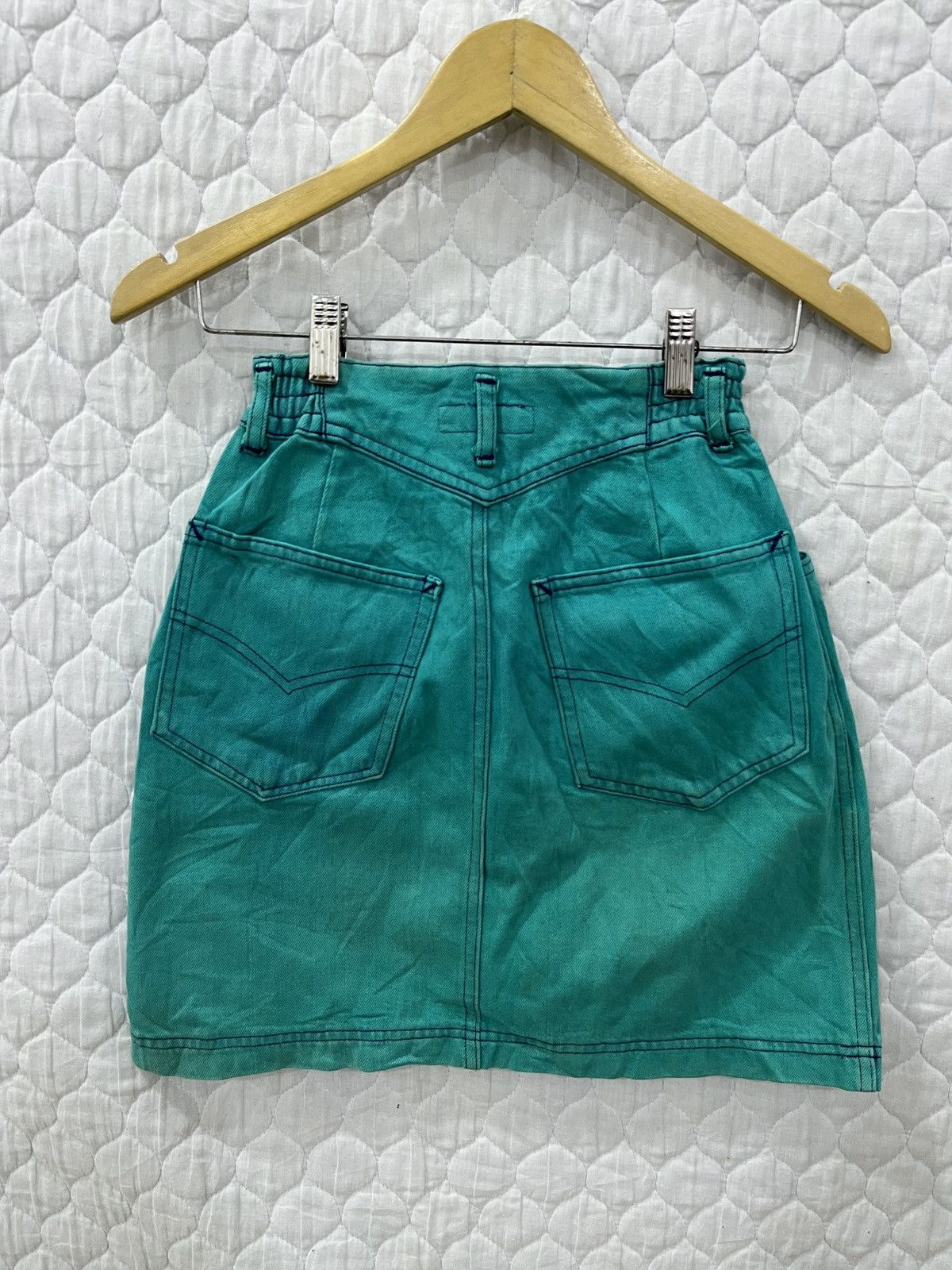 Isamu Katayama Backlash (Qqqq). ISAMU ISHI COMPANY SKIRTS Size 23" - 1 Thumbnail