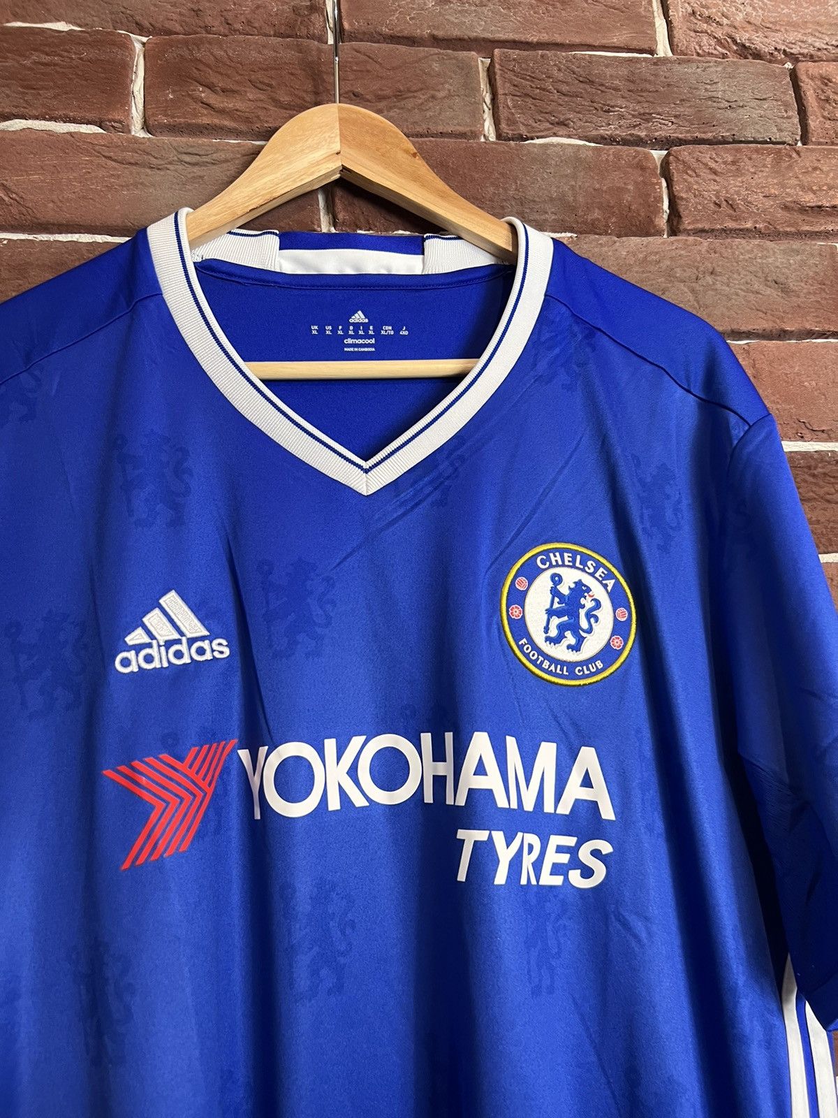 Adidas Rare Vintage Adidas Chelsea Premier Y2K L Jersey Soccer Kit Size US XL / EU 56 / 4 - 3 Thumbnail