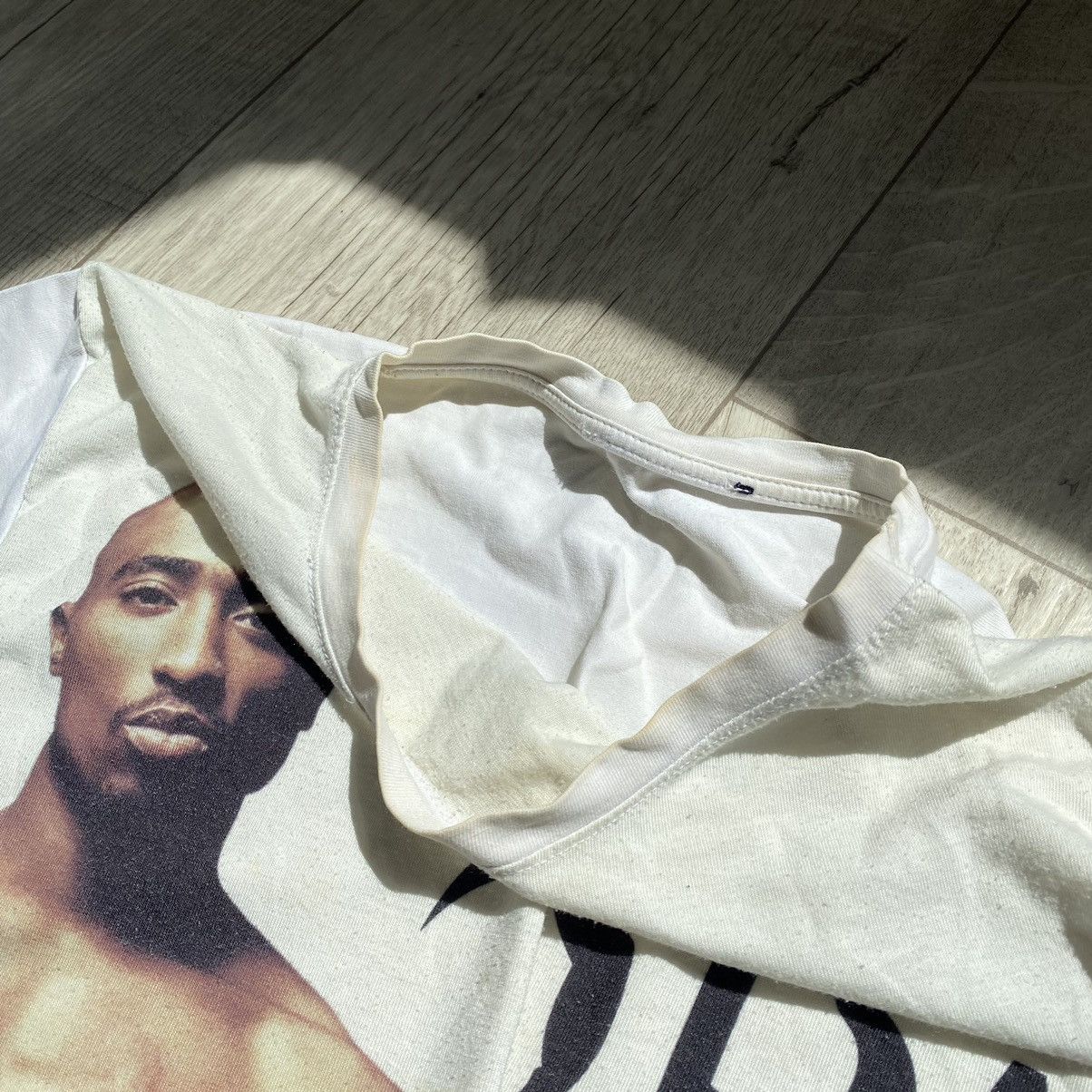 Band Tees × Rap Tees × Vintage 2PAC SHAKUR RAPPER Y2K STYLE T SHIRT Size US S / EU 44-46 / 1 - 7 Thumbnail