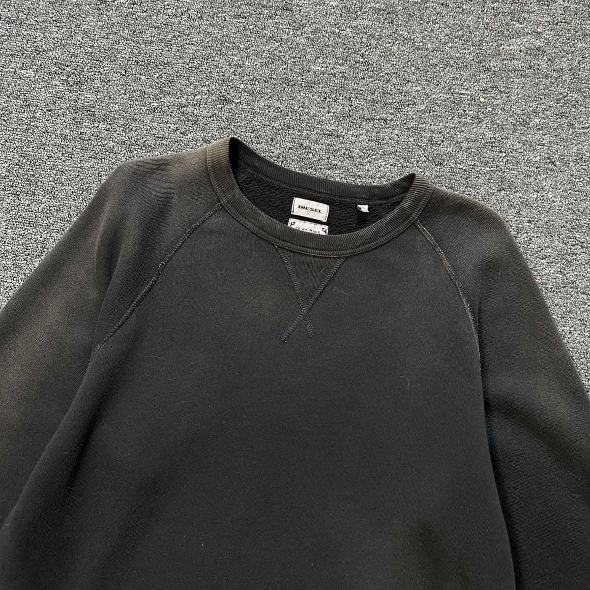 Diesel Vintage Diesel Faded Sweatshirt Size US L / EU 52-54 / 3 - 4 Thumbnail