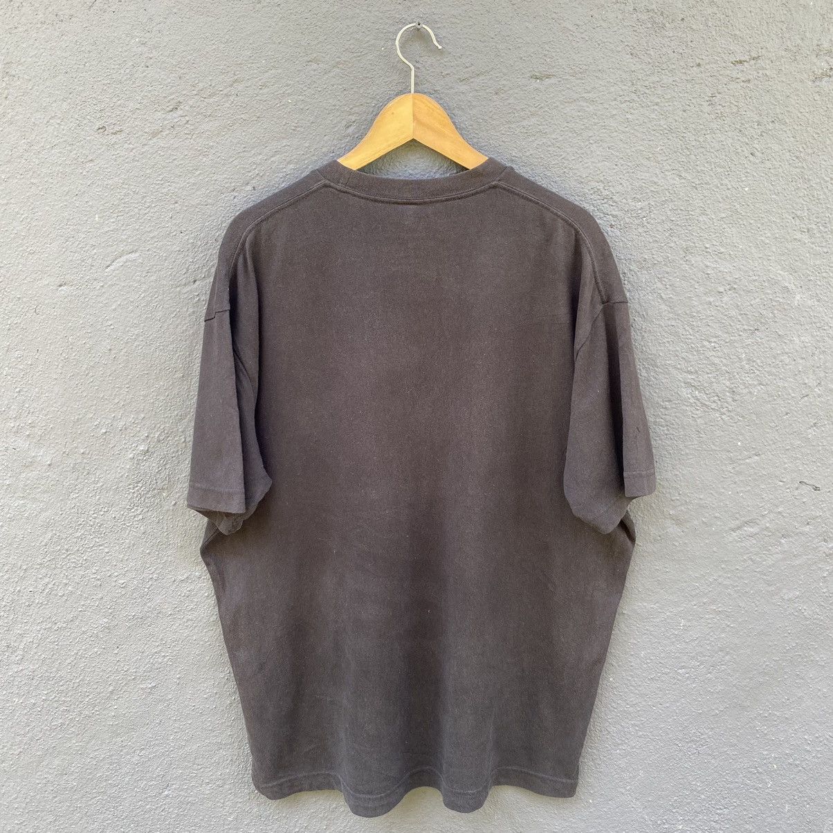 Uniqlo Thrashed Faded Uniqlo ERD GRUNGE GHOST Pocket Tee Size US XL / EU 56 / 4 - 2 Thumbnail