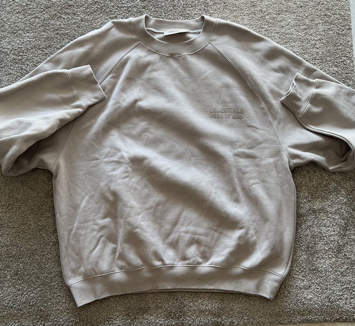 Essentials × Fear of God Fear of God Essentials Tan Logo Crewneck Sweatshirt Size XXL Size US XXL / EU 58 / 5 - 1 Thumbnail