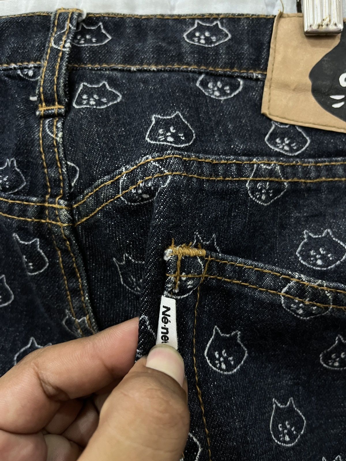 Issey Miyake (Rrrr). RARE NE-NET ISSEY MIYAKE FULLPRINT CAT LOGO Size US 33 - 11 Thumbnail