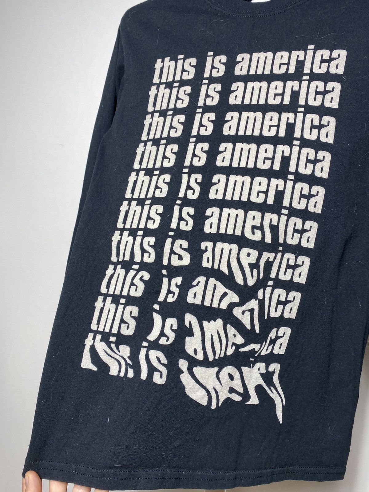 Band Tees Vintage Childish Gambino This is America tour long sleeve Size US S / EU 44-46 / 1 - 4 Thumbnail