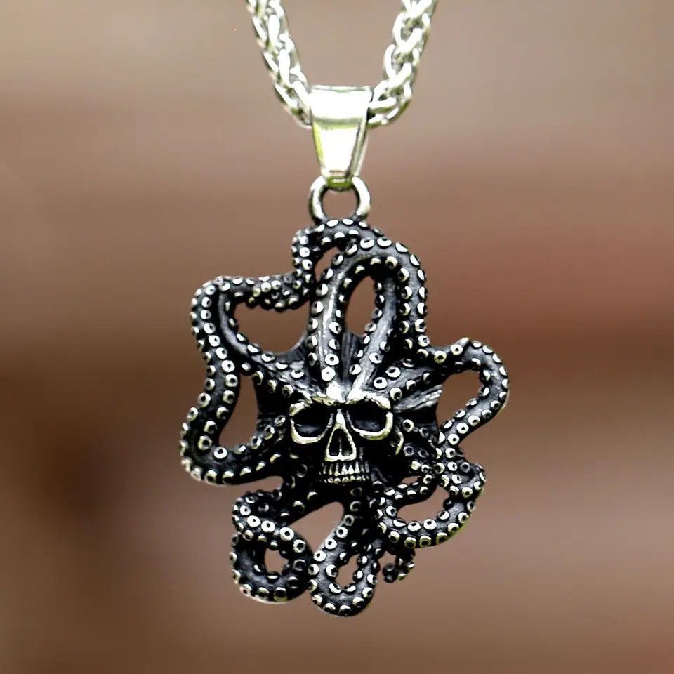 Jewelry Squid Pendant Necklaces Size ONE SIZE - 1 Thumbnail
